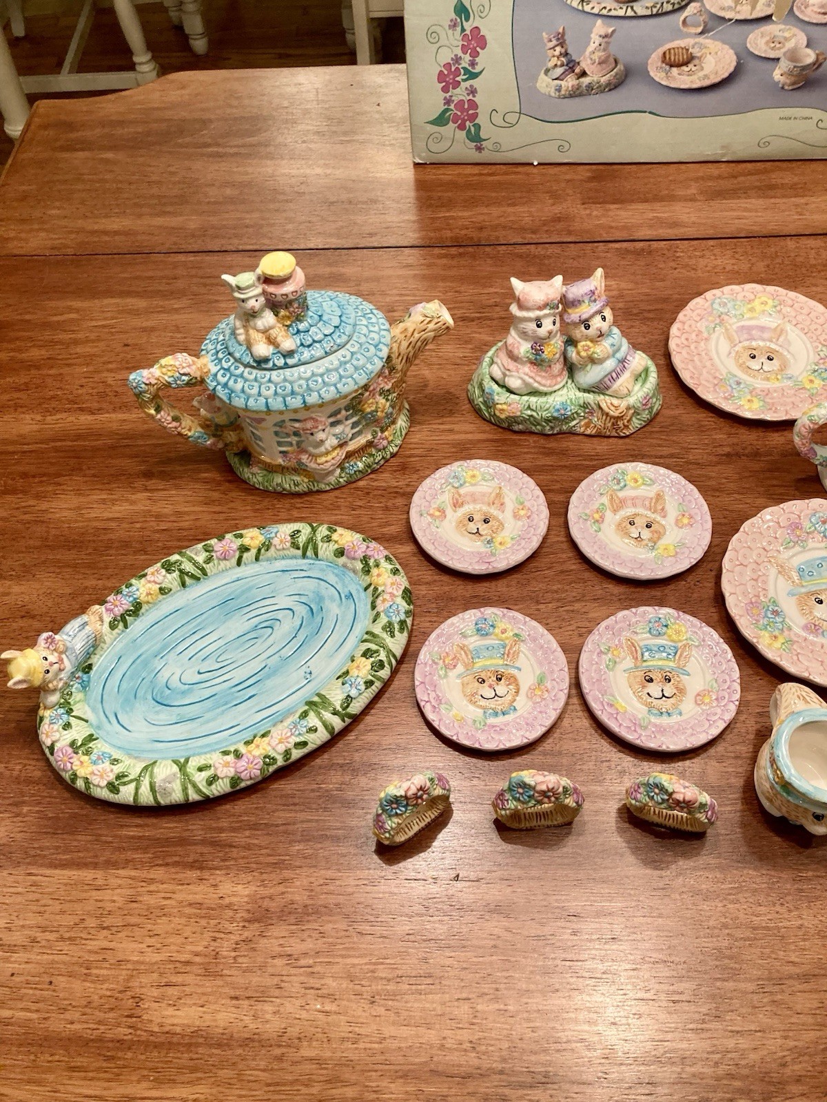 Vintage Bunnies In The Garden Child Porcelain Tea Set W/ Box 1994
