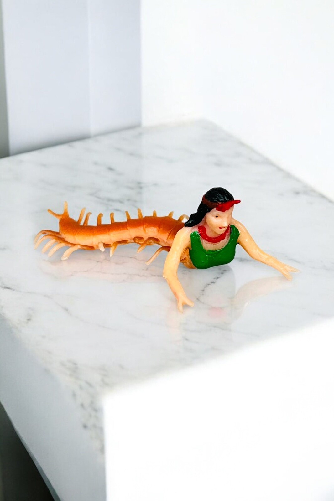 2002 Vintage Invasion Of The Monster Women Sarapede Rubber Accoutrements Toy
