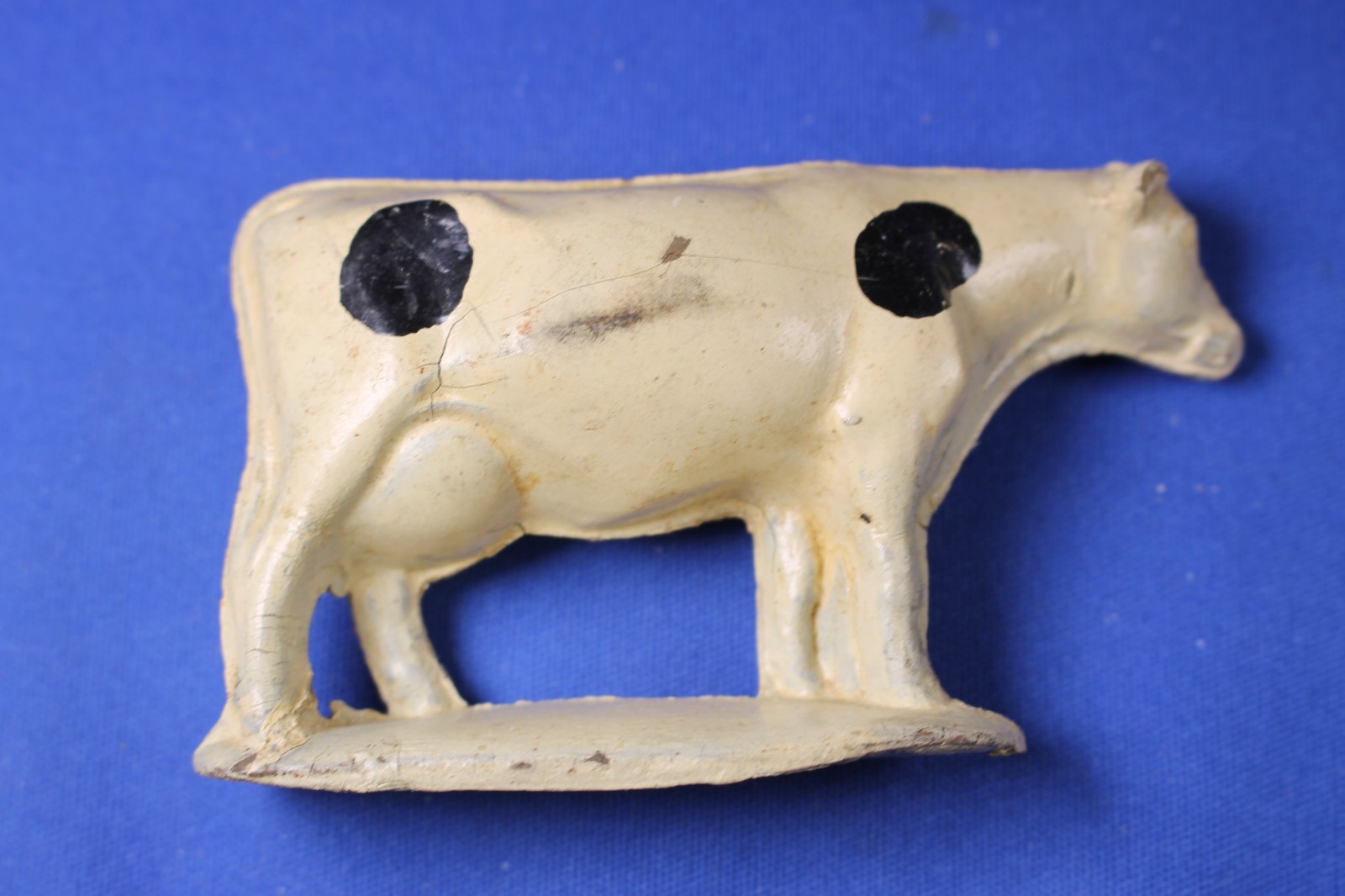 Standard Gauge Prewar Composite Farm Animals (5) – Good Condition