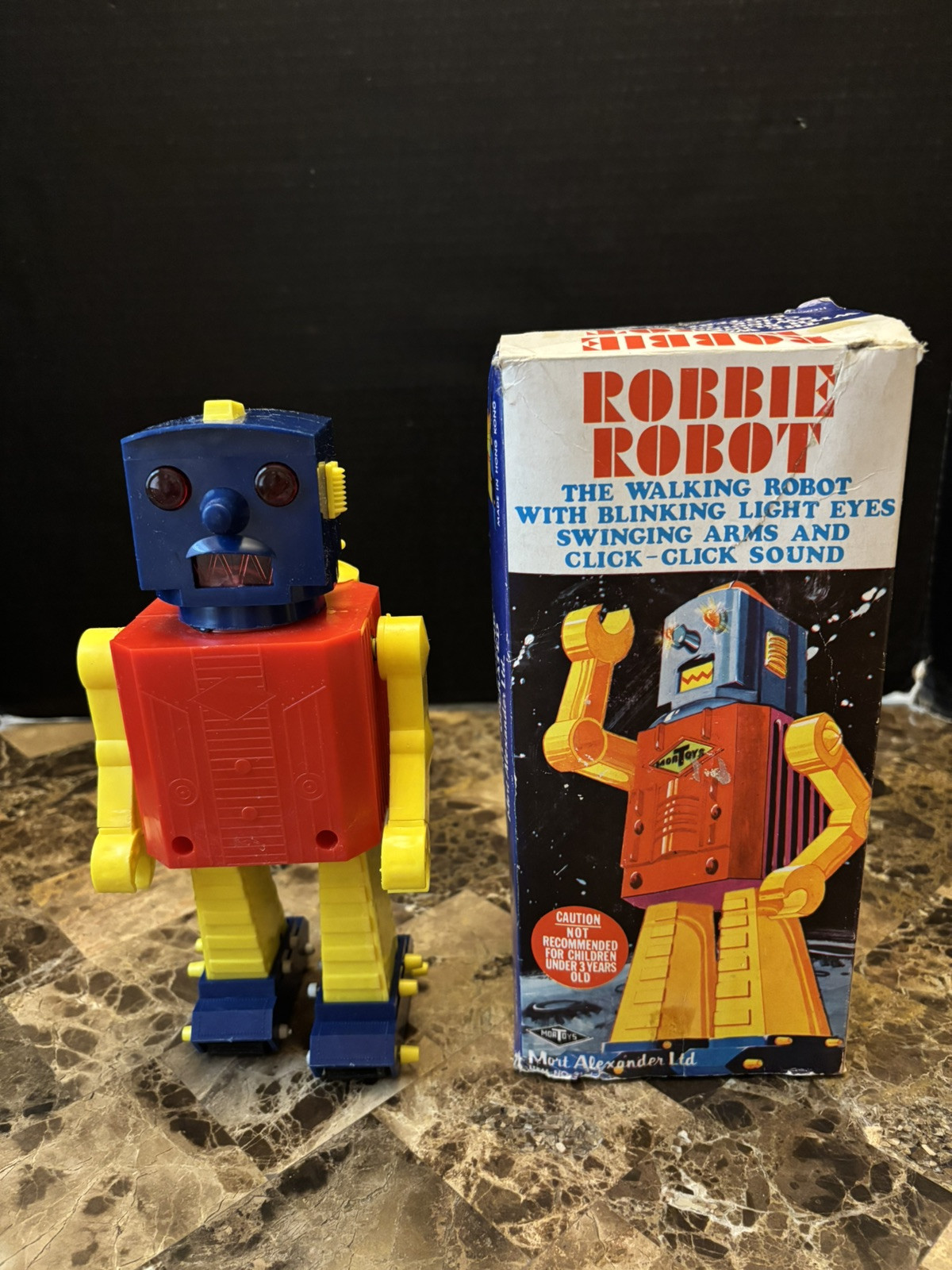 RARE MORTOYS ROBBIE ROBOT HONG KONG PLASTIC TOY SPACE ROBOT