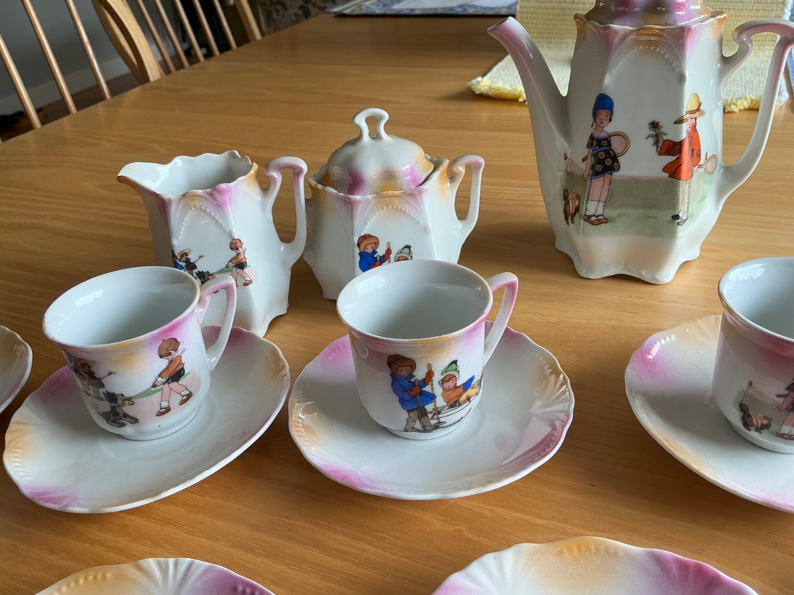ANTIQUE GERMAN PORCELAIN Child’s Tea Set