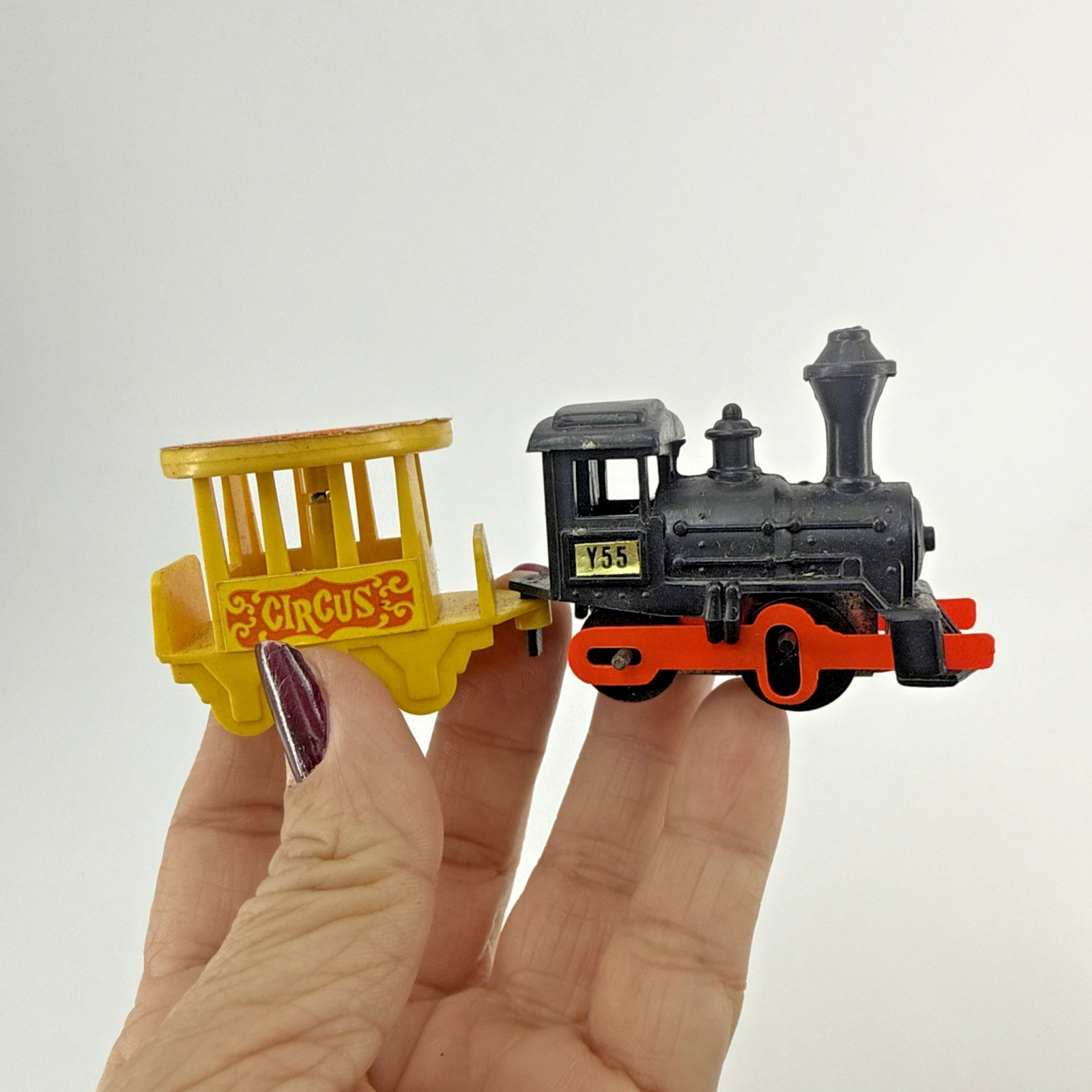 Vintage Y55 Wind‑Up Circus Toy Train Spinning Rear Car 2″ Collector -Works Video