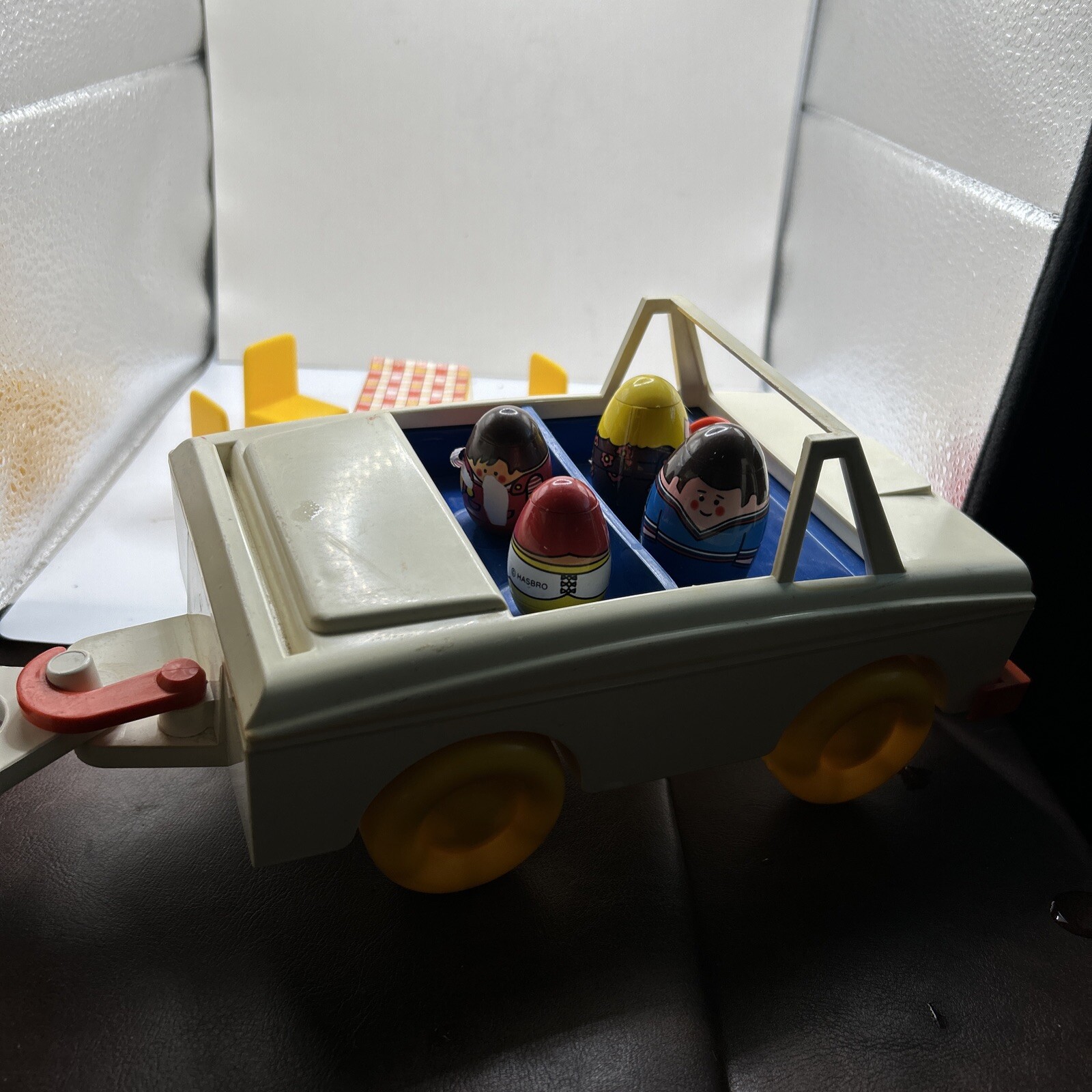 HASBRO WEEBLES POP-UP CAMPER AND Jeep With 4 Weebles