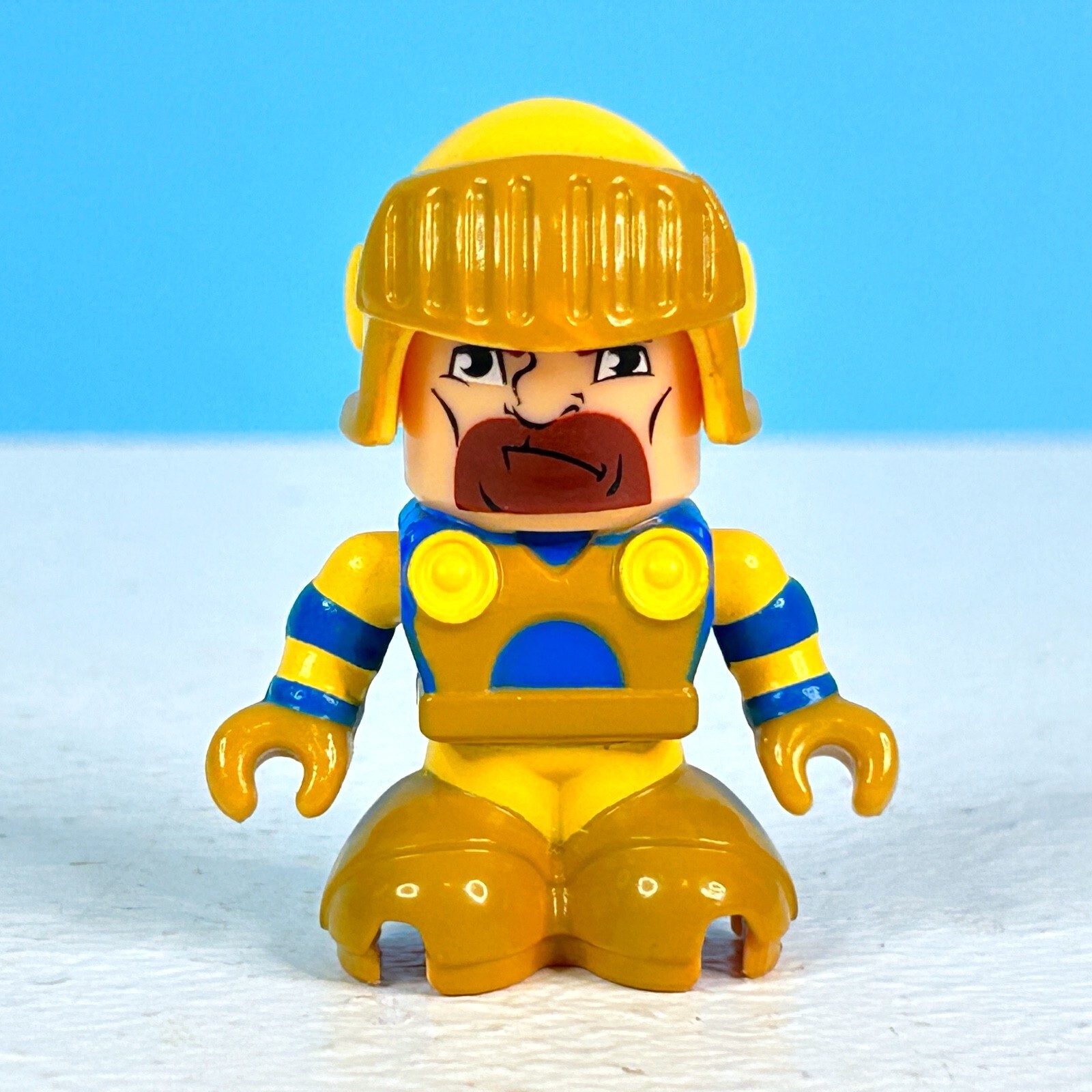 Fisher Price Trio Kings Castle Gatehouse Replacement Part Knight Figure