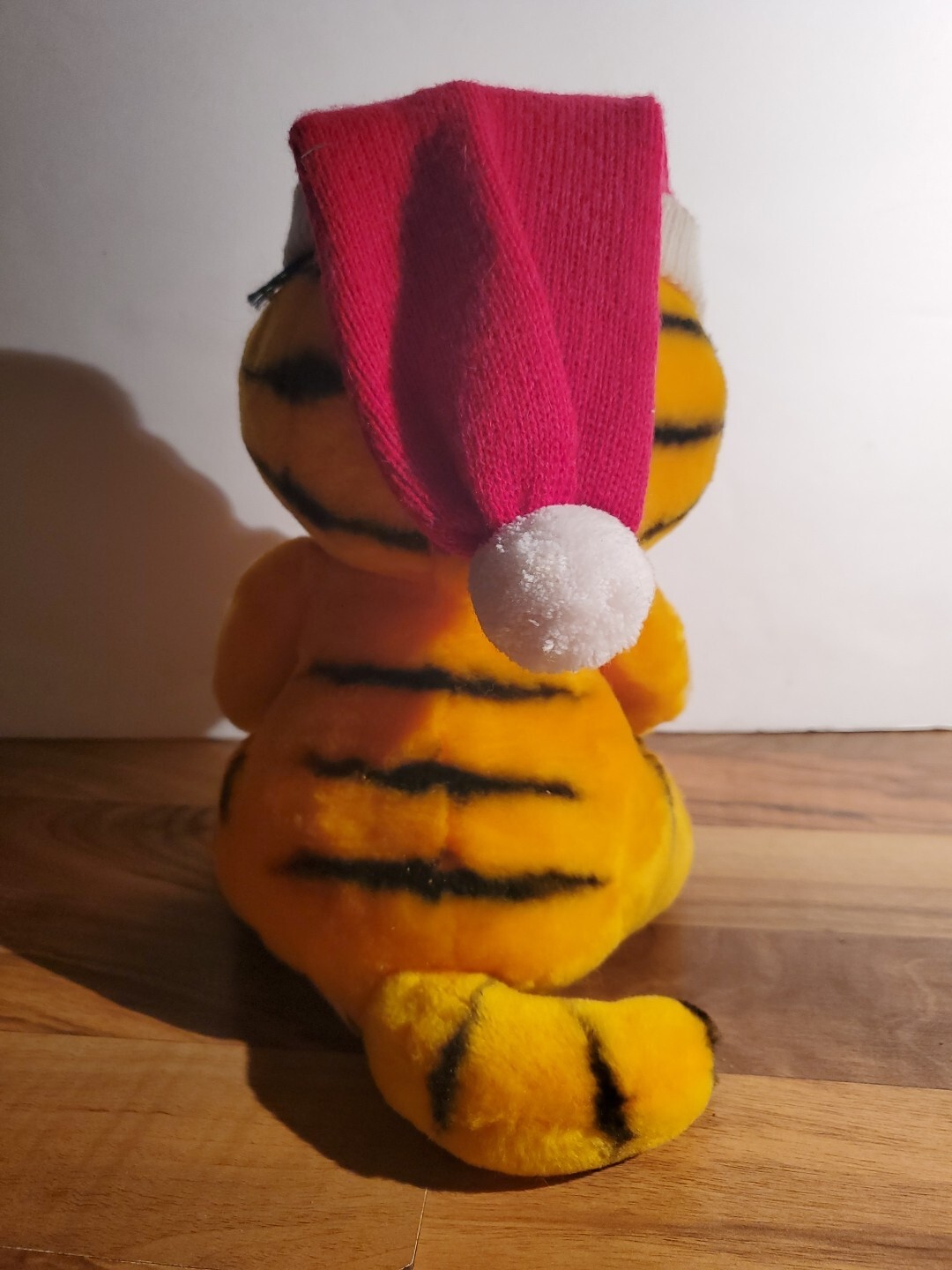 Garfield Plush Toy 10″ Stuff It Red Stocking Christmas Holiday Dakin Korea 1981