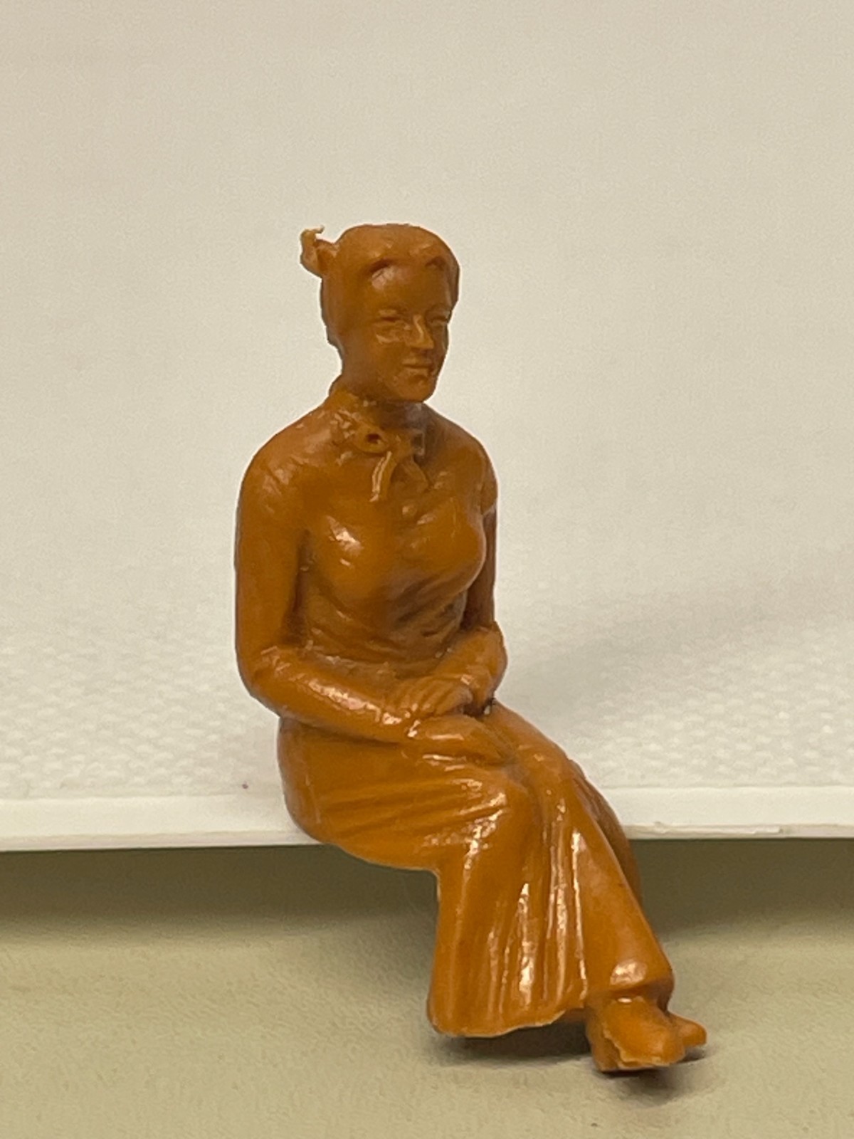 FRONTIER TYPE WOMAN Seated, O-gauge Train or Car Passenger, Vintage 1960s 1:32