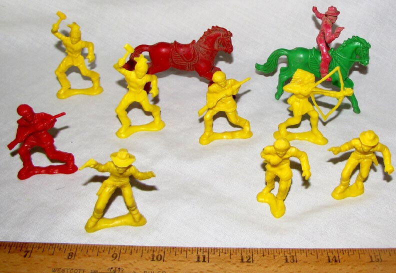 Ideal Wild West 54mm American cowboys & Indians x 11