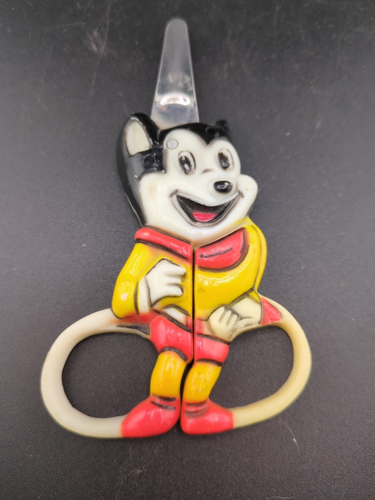Vintage/Antique 1979 Mighty Mouse Plastic Safety Scissors From  Viacom! 5″