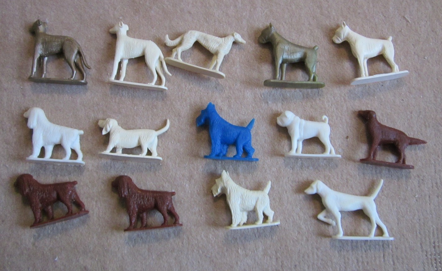 17 Vintage 1950’s-1960’s Nabisco Cereal Premiums Rubenstein Soft Plastic Dogs