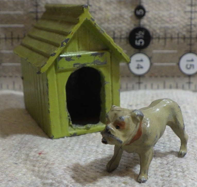 John Hill Lead Johillco made in England English bulldog green doghouse miniatur