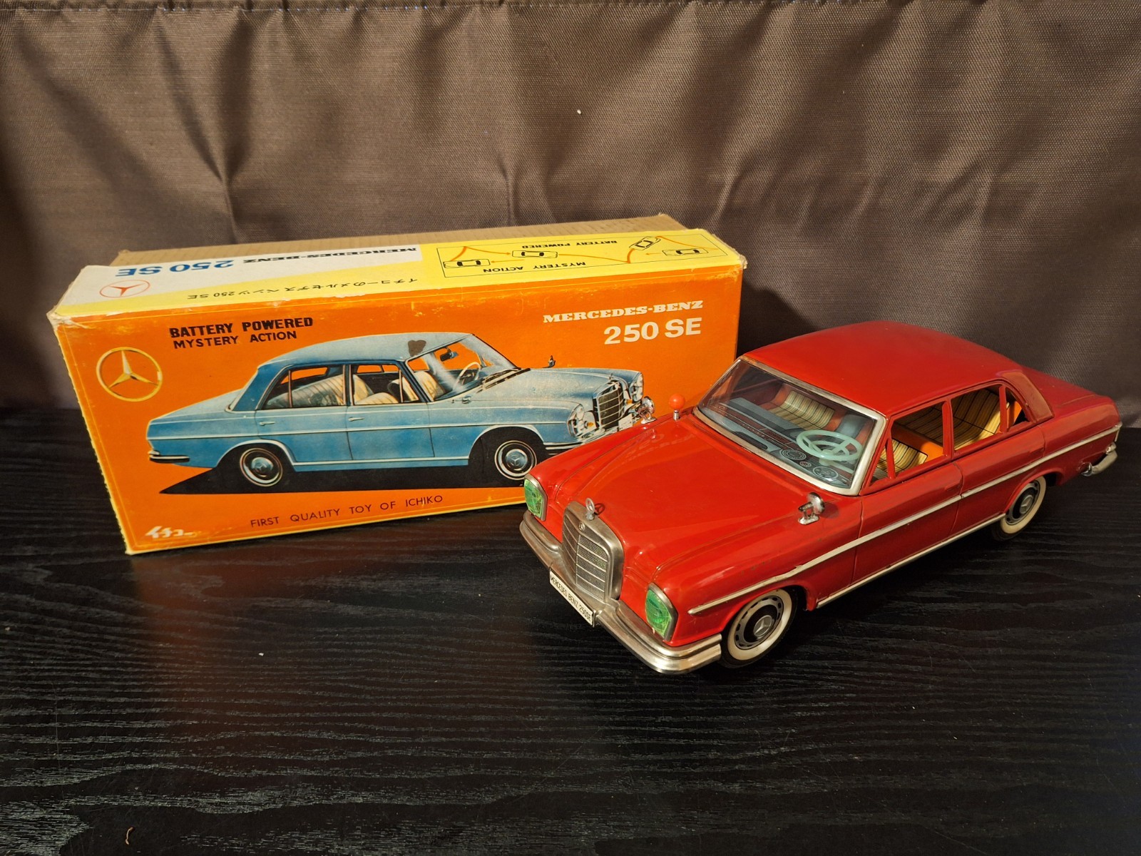 ICHIKO MERCEDES BENZ 250 SE Battery Japan Boxed