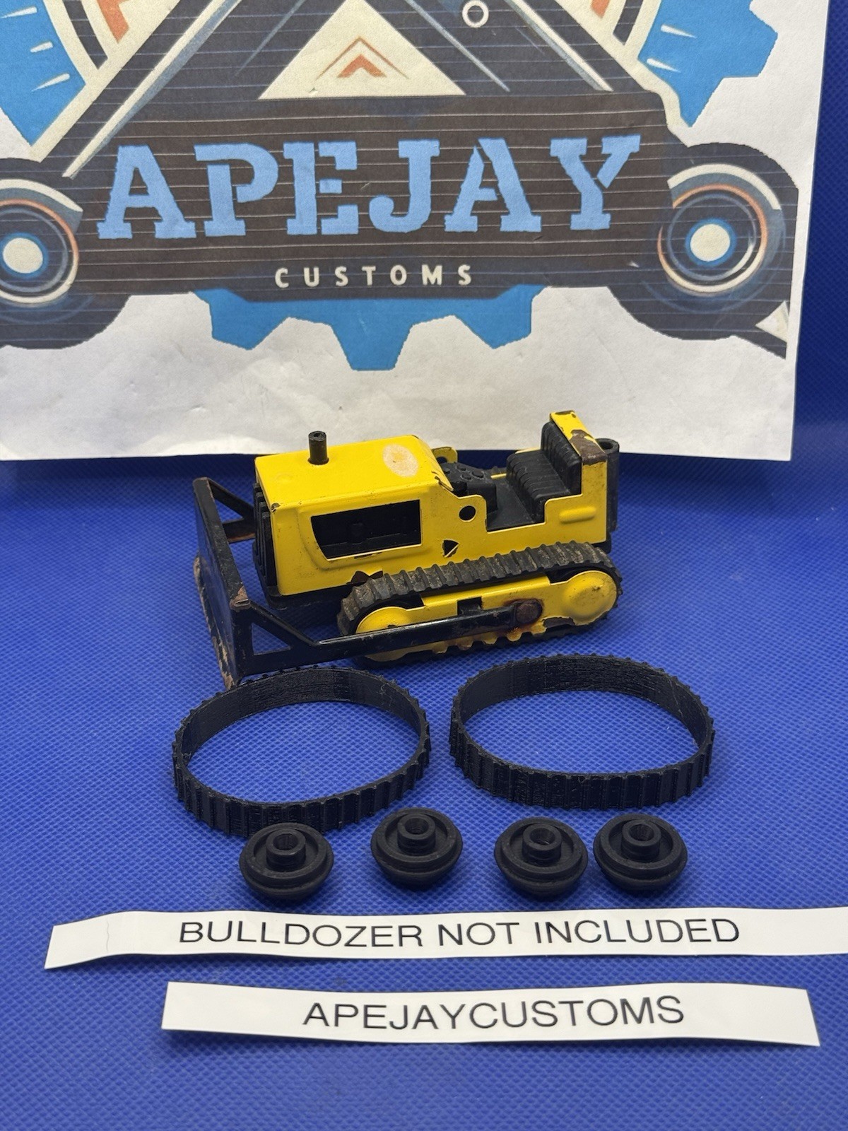 1 set of new tracks and wheels (6 items ) for mini tonka bulldozer 5.5″