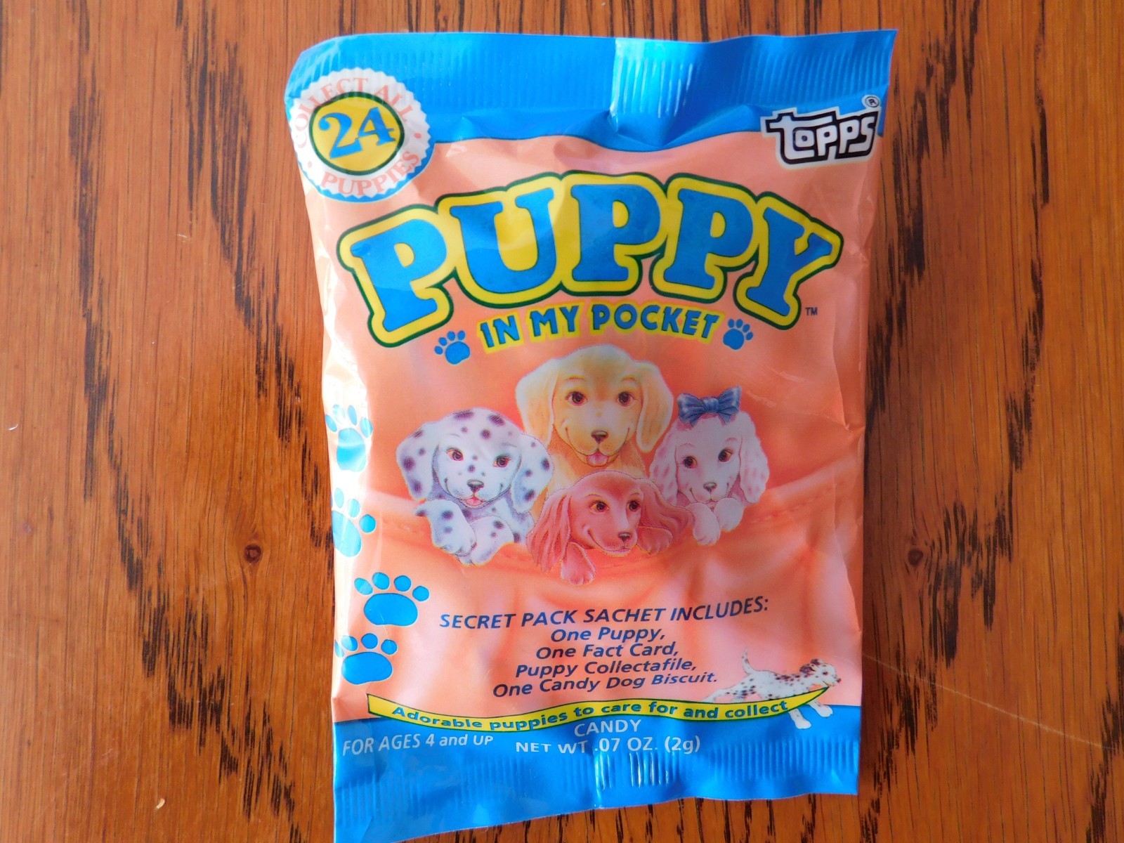 Vintage Scarce 1995 Topps PUPPY IN MY POCKET Factory Sealed Pack Collect All 24