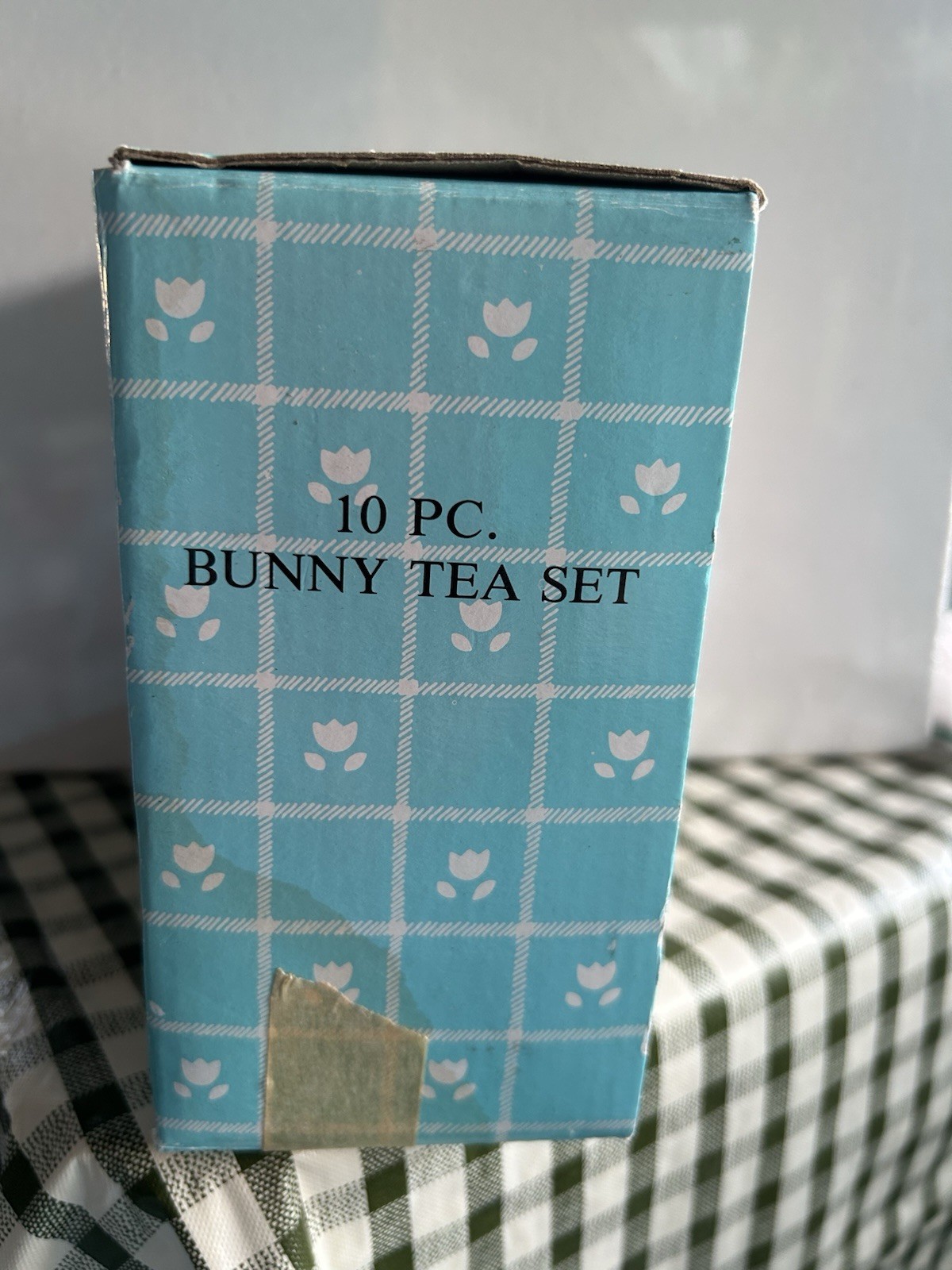 Miniature Porcelain China Bunny Rabbit Tea Set 10 Pieces