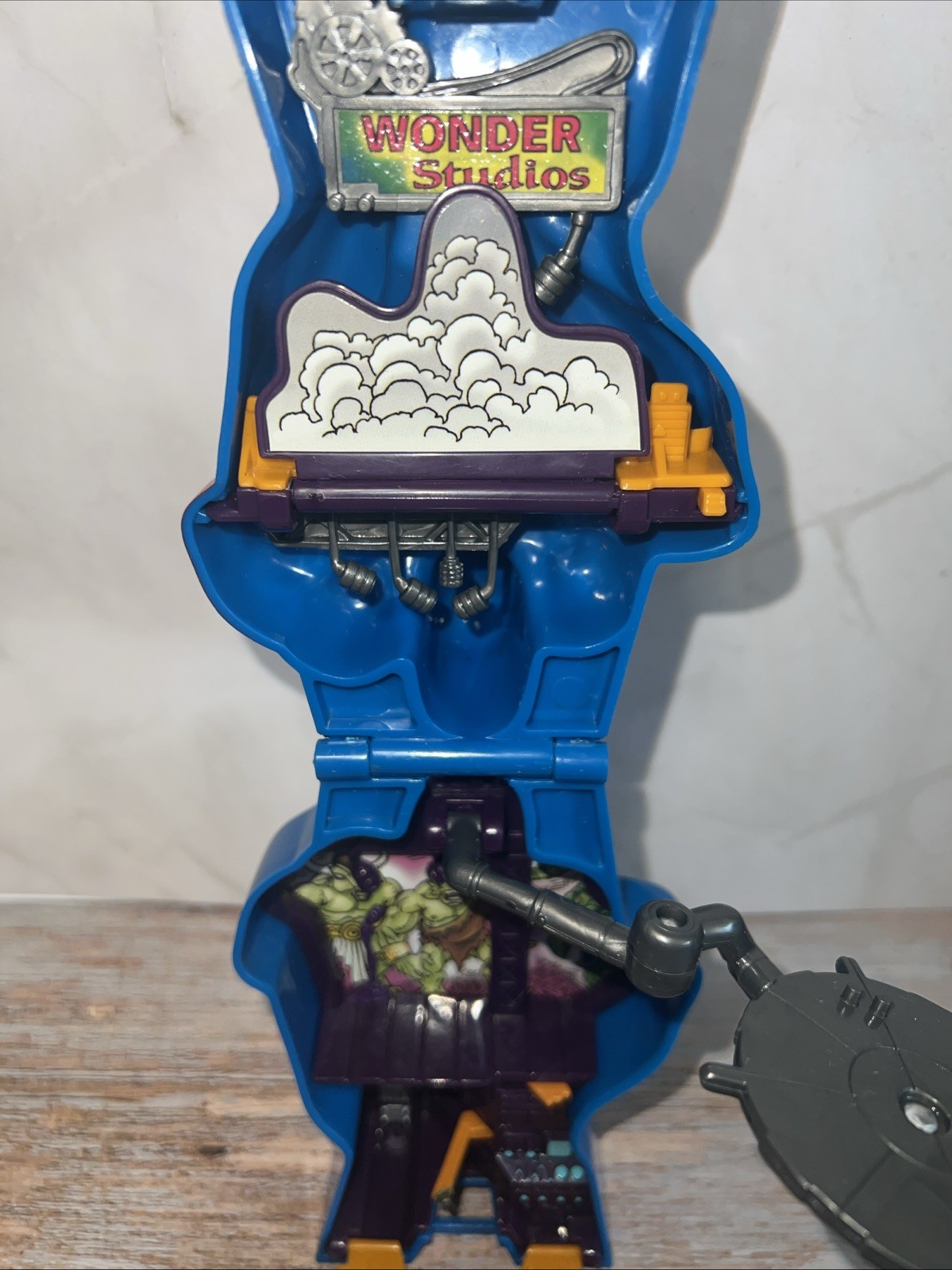Marvel Spider-Man Toy Biz Wonder Studios Micro Playset 1996 Incomplete!