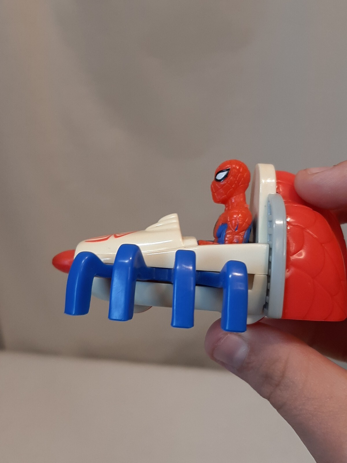 Marvel Spider-Man Action Figure And Sting Striker Lot of 4 Toys McDonald Etc.