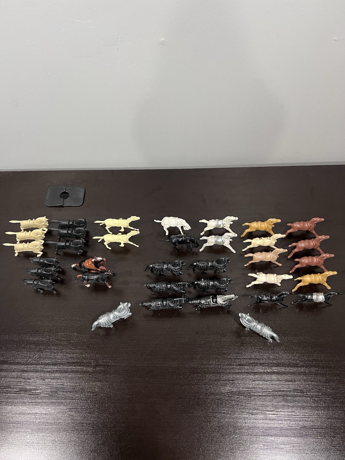 Vintage Toy Soldier Horses Lot – 36 Various Horses – Unmarked Unknown Maker