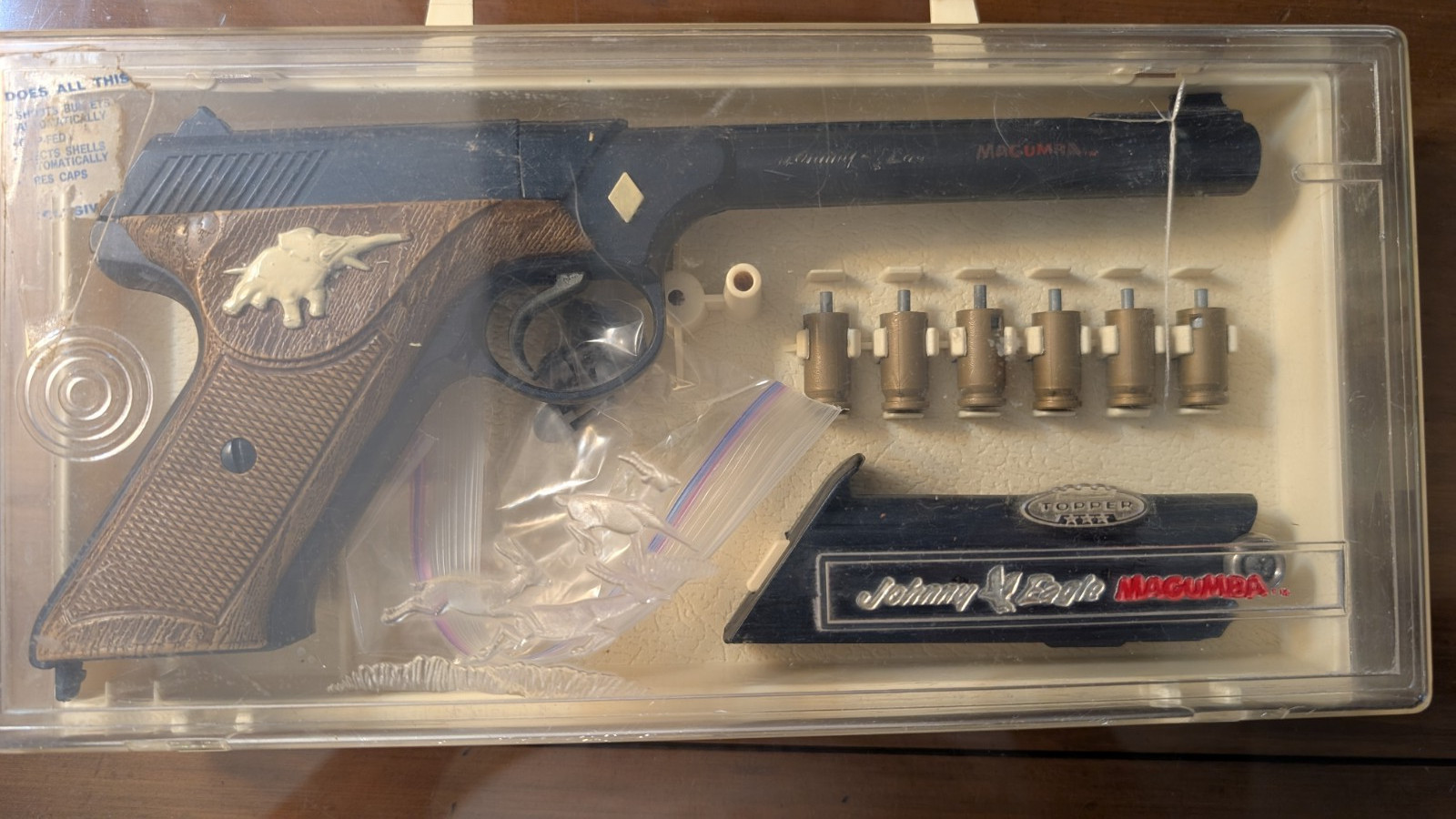 Vintage JOHNNY EAGLE MAGUMBA Toy Safari GUN Elephant with case and shells