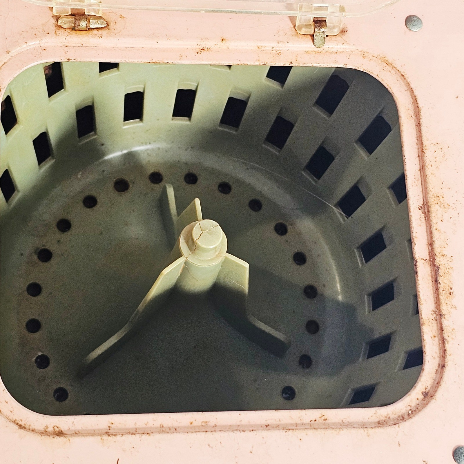 Vintage 1950s Wolverine Wizard Tin Toy Washing Machine Spin Dryer Pink Retro MCM