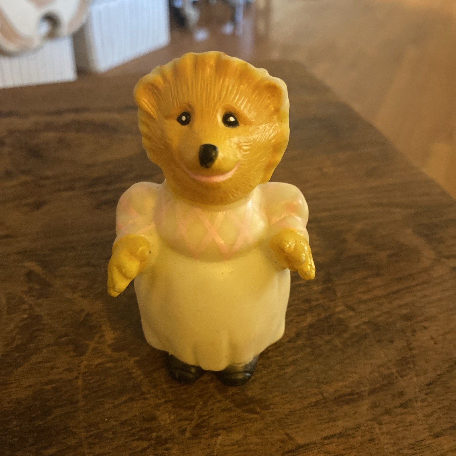 Vintage 1976 Eden Toys Beatrix Potter Mrs Tiggy Winkle Rubber Hedgehog Kids Toy