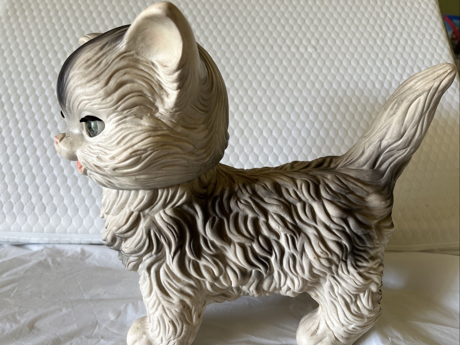 Edward Mobley Co. Arrow Rubber Squeaky Sleepy Eyes Swivel Head 1960’s Puppy Dog