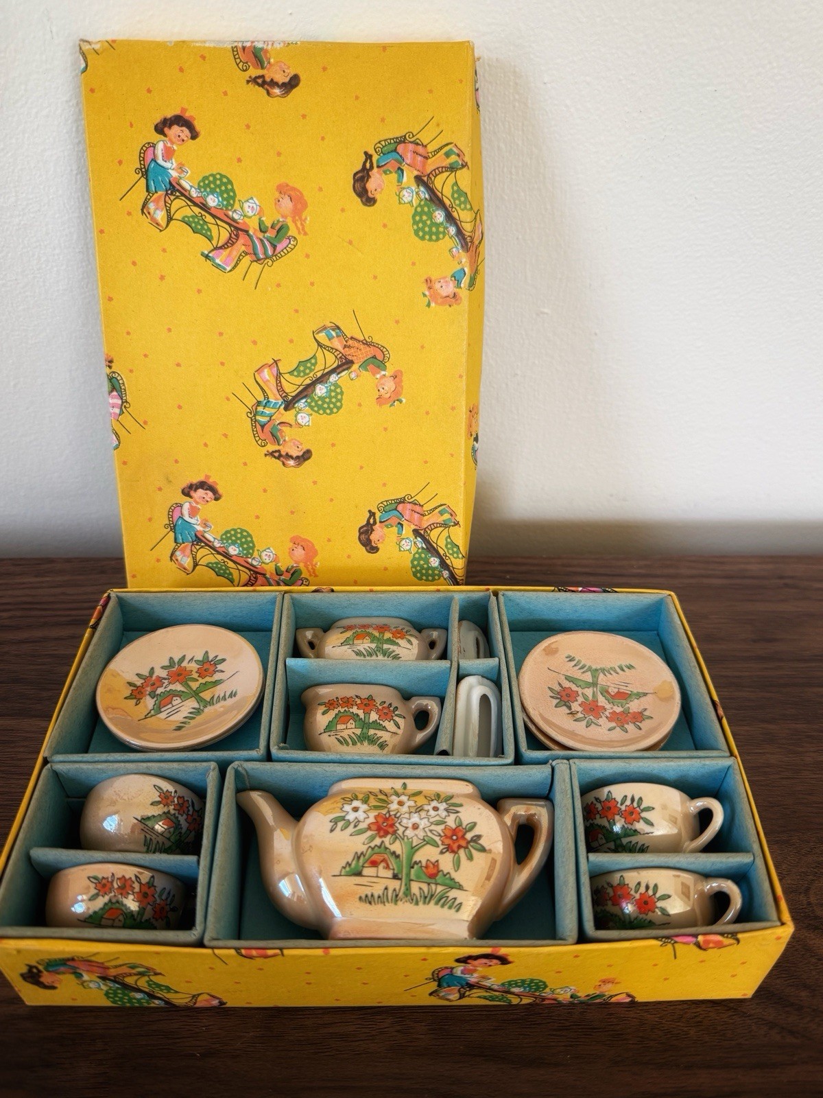 Vintage 1950’s Children’s Porcelain 13 Pc. Hand Painted Tea Set Made In Japan