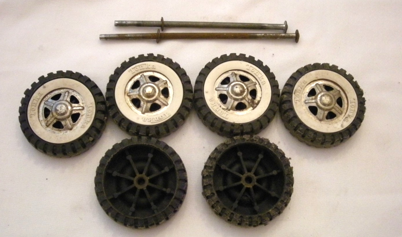 Tonka Tires, Whitewalsl and Hubcaps Dually Setup with Axles
