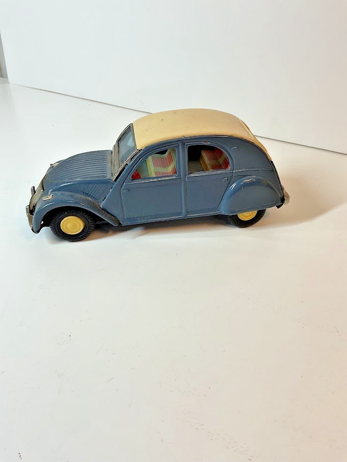 VTG FRENCH CITROEN 2CV 196 CAR TIN FRICTION TOY DAIYA JAPAN