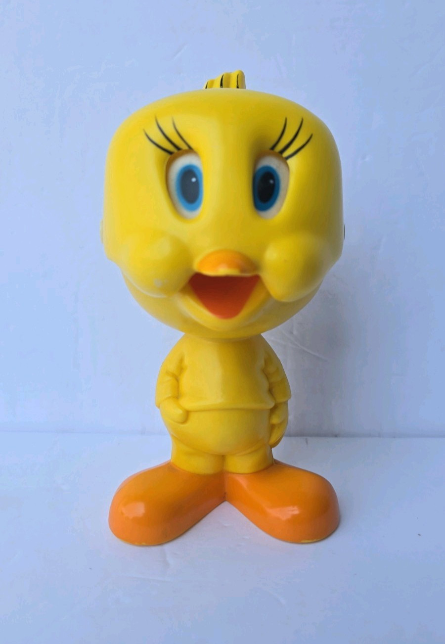 Vintage 1976 Mattel Warner Bros Tweety Bird Looney Tunes Talking Pull String Toy