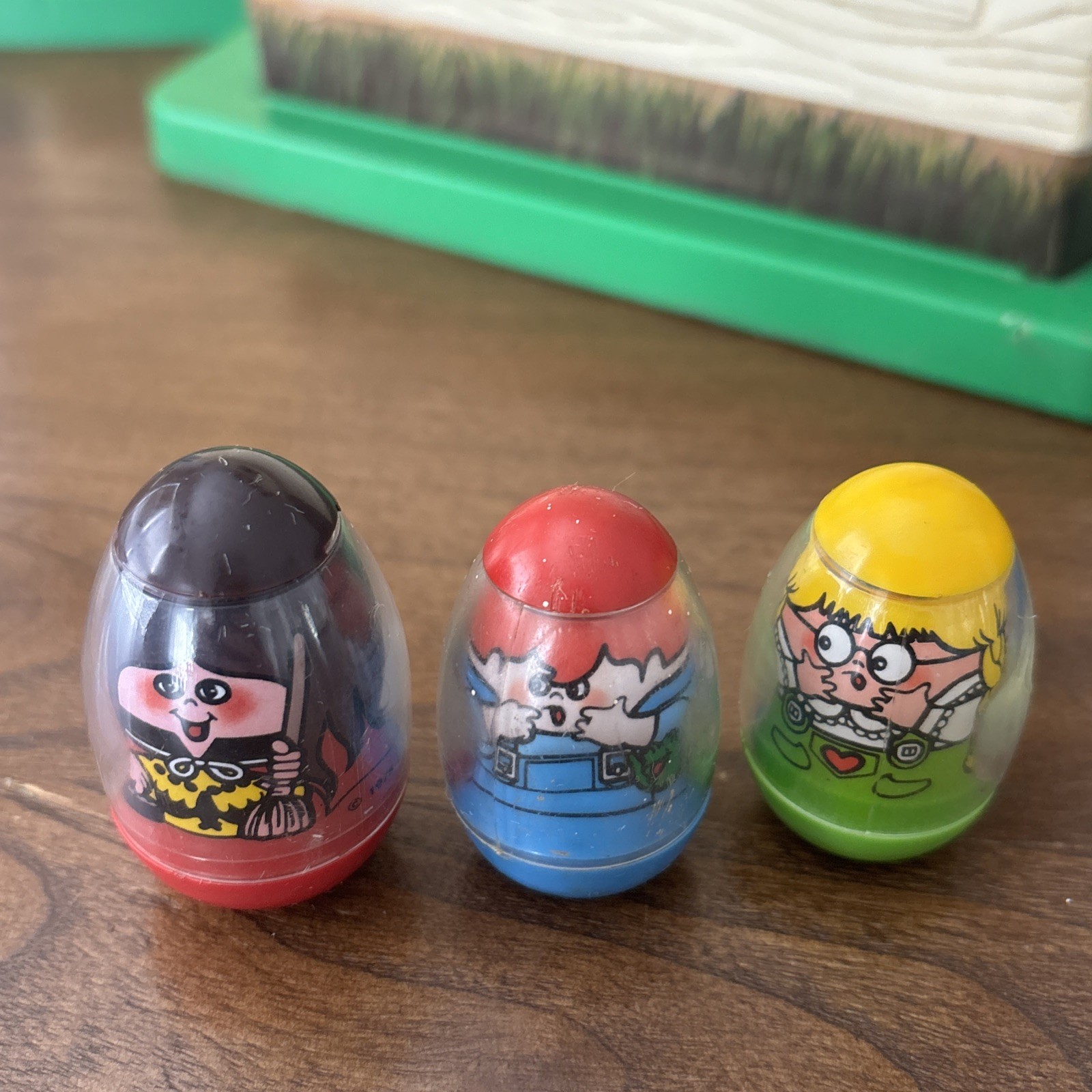 Vintage 1976 Hasbro Weebles Haunted House