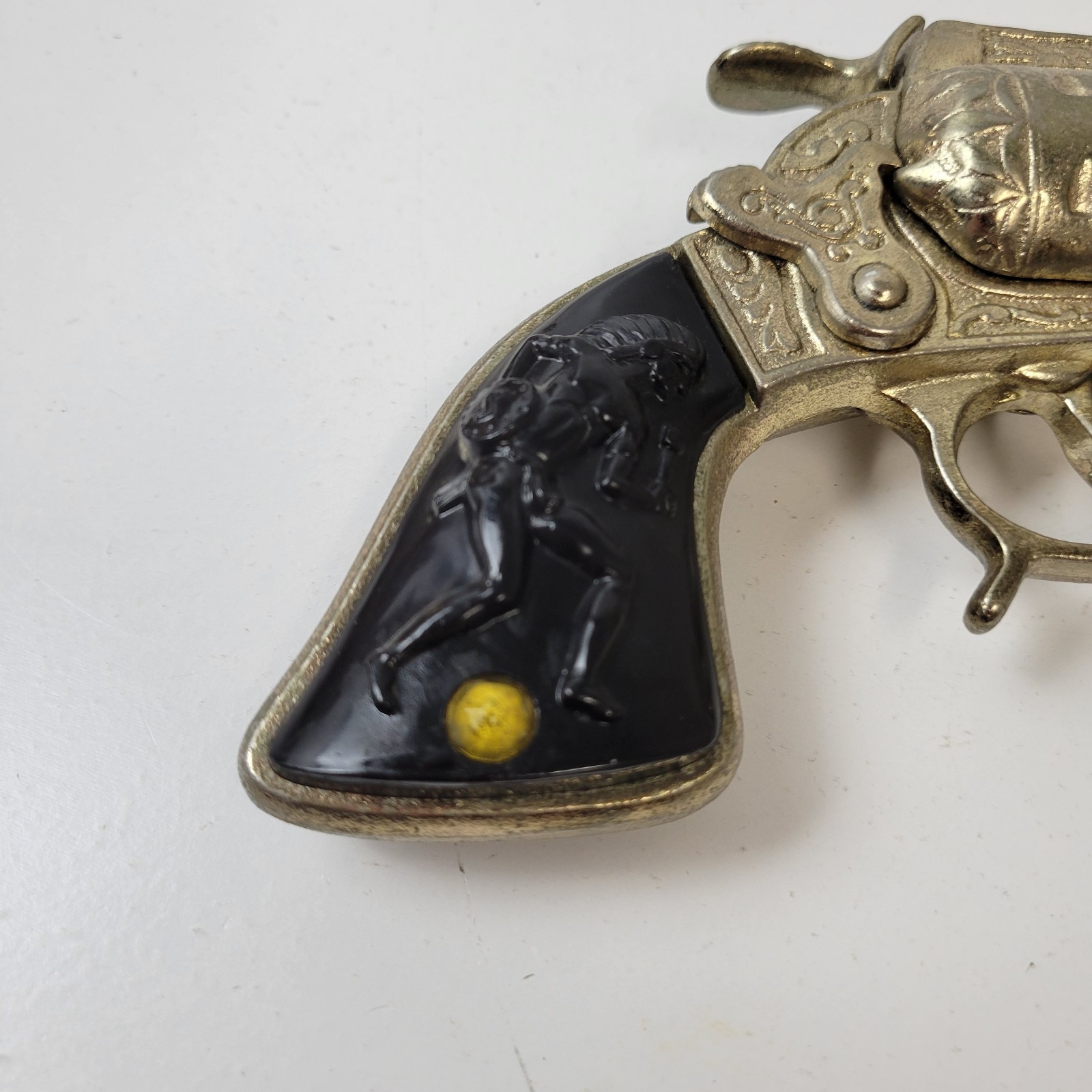 * 1 Star Rare Gold Finish W/ Black Grips 1940 Stevens Cowboy King Cap Gun C25.1