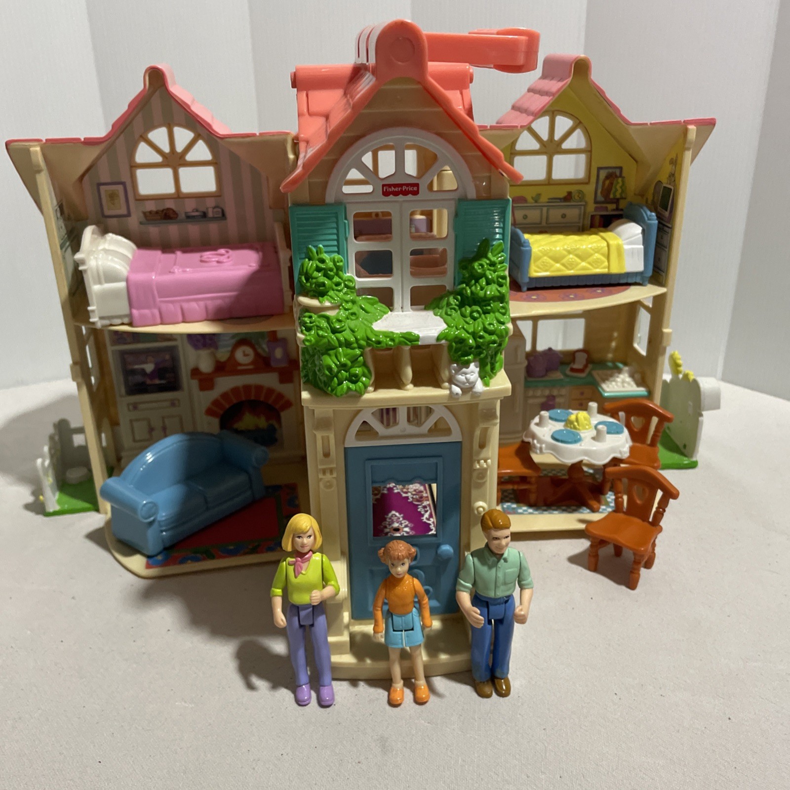 Fisher Price Sweet Streets Country Cottage House w/ ALL FURNITURE + 3 Figures