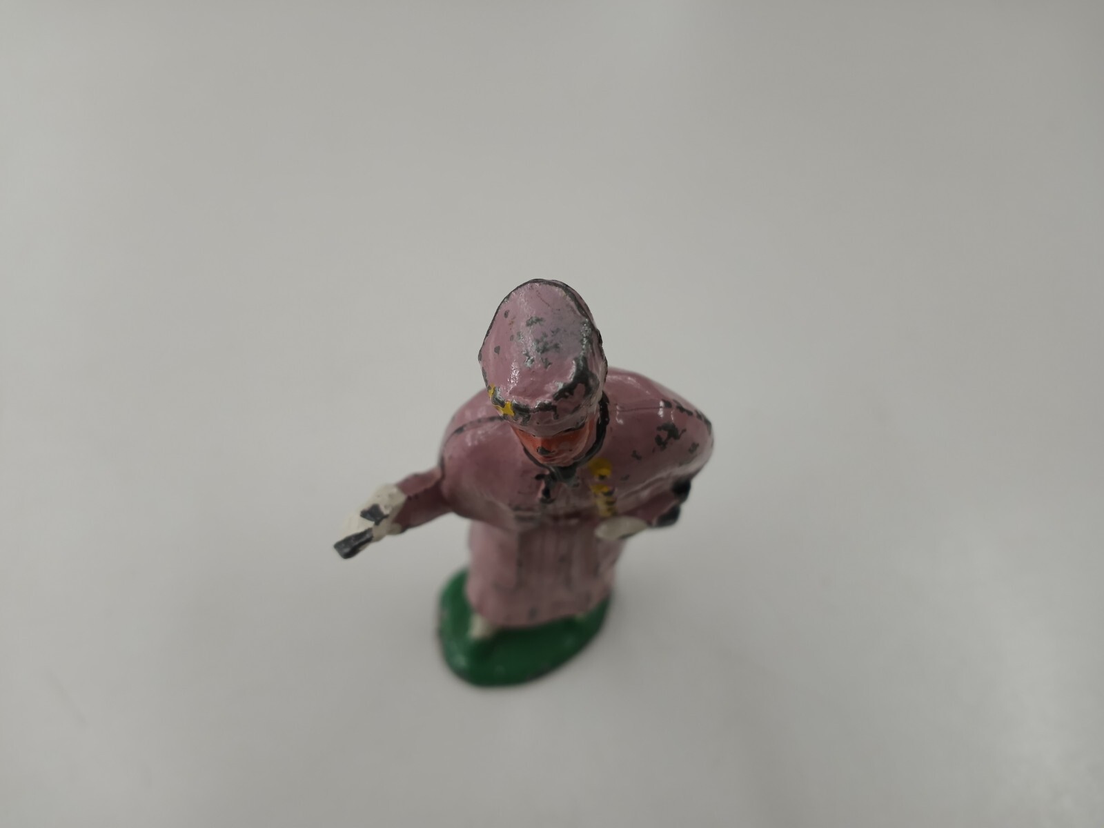 Vintage Barclay #618 Lead Dimestore Train Figure, Lady With Handbag