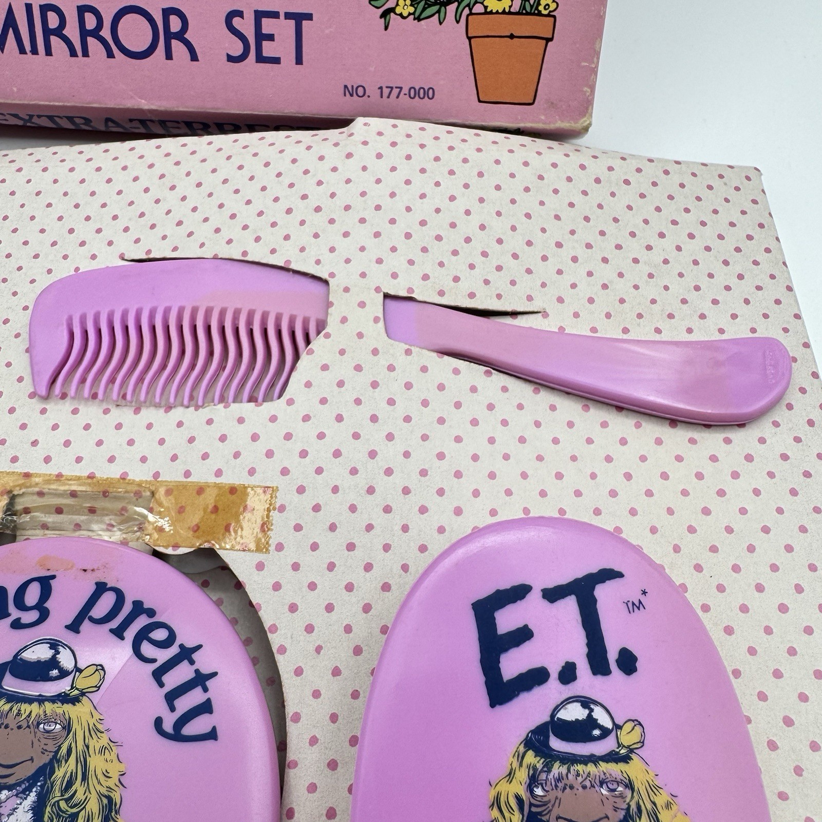 E.T. The Extraterrestrial Comb, Brush & Mirror Set in Box 1982 Universal Vintage