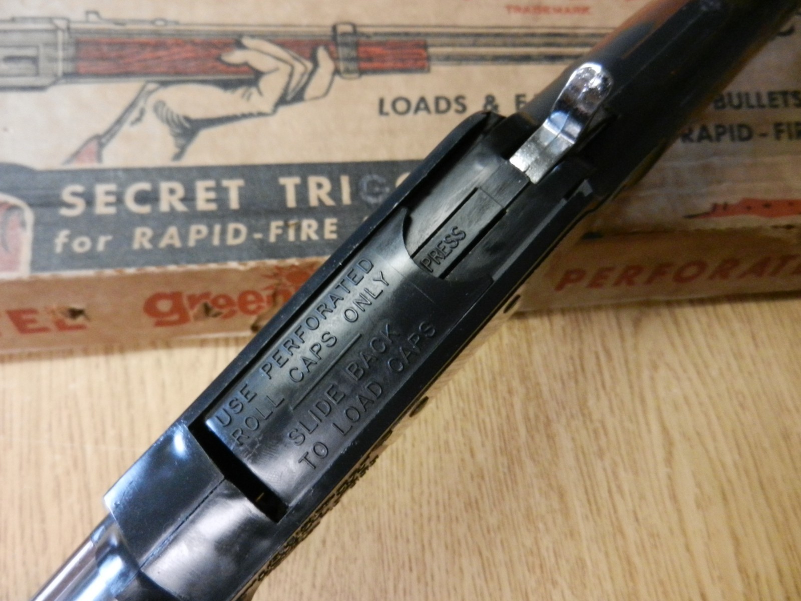 Mattel Toy Official Winchester Saddle Gun W/ Original Box Circa 1958 No Bullets