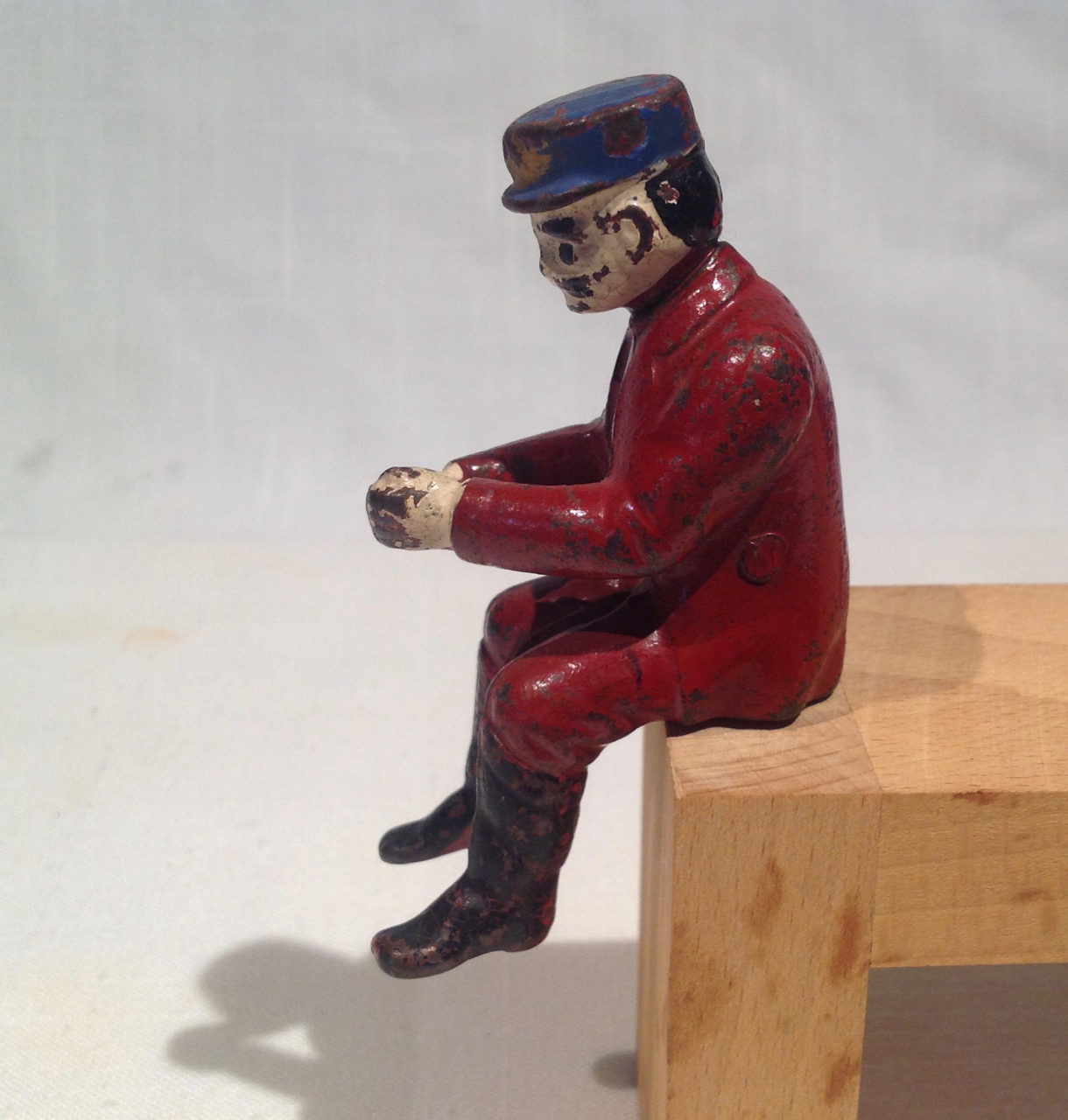 ORIGINAL 1906-1920’s IRON DRIVER FOR THE LARGE HUBLEY IRON TOY BANDWAGON