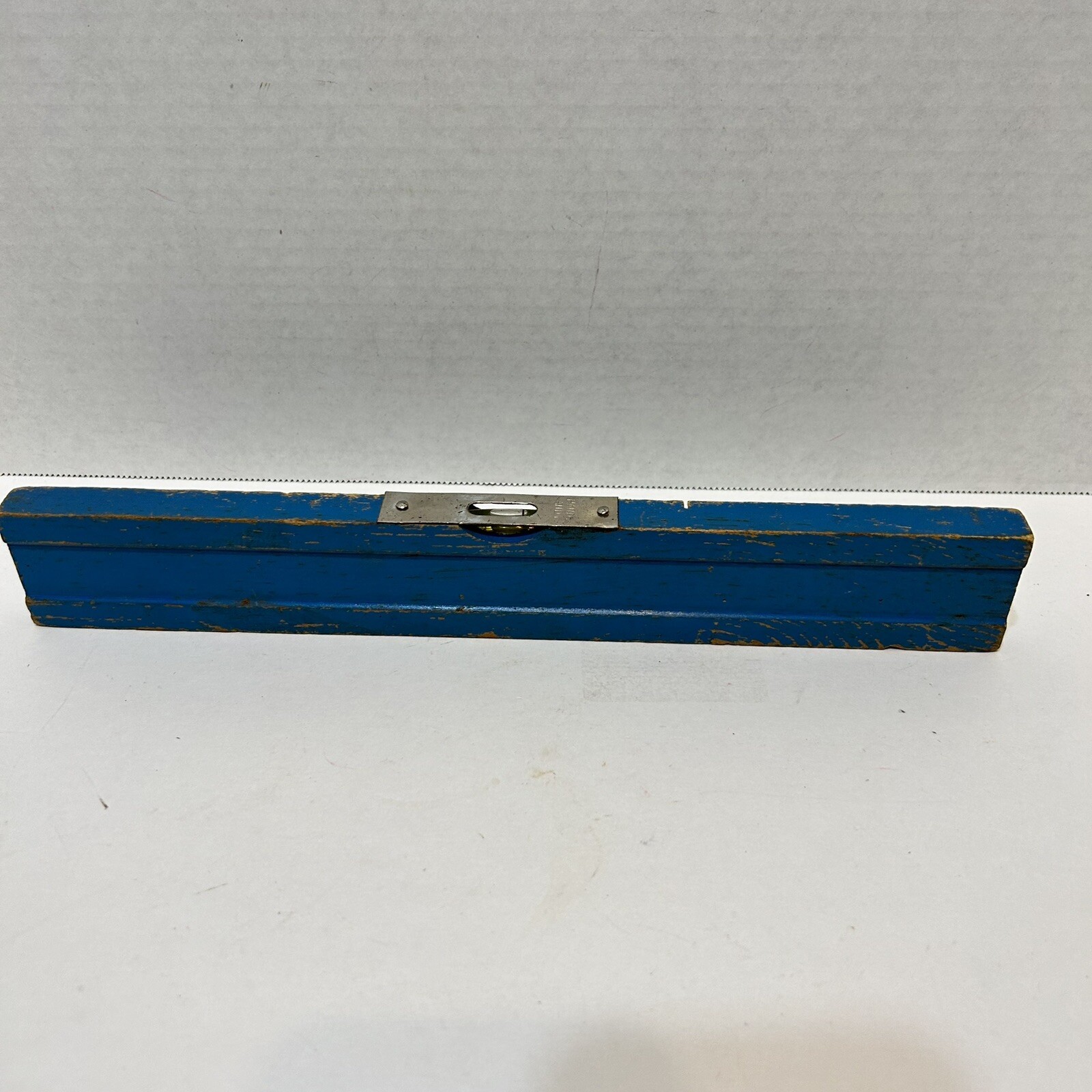 Vintage Handy Andy Blue Wooden Level Glass Bubble Metal Guard Tool 12 x 1.75″