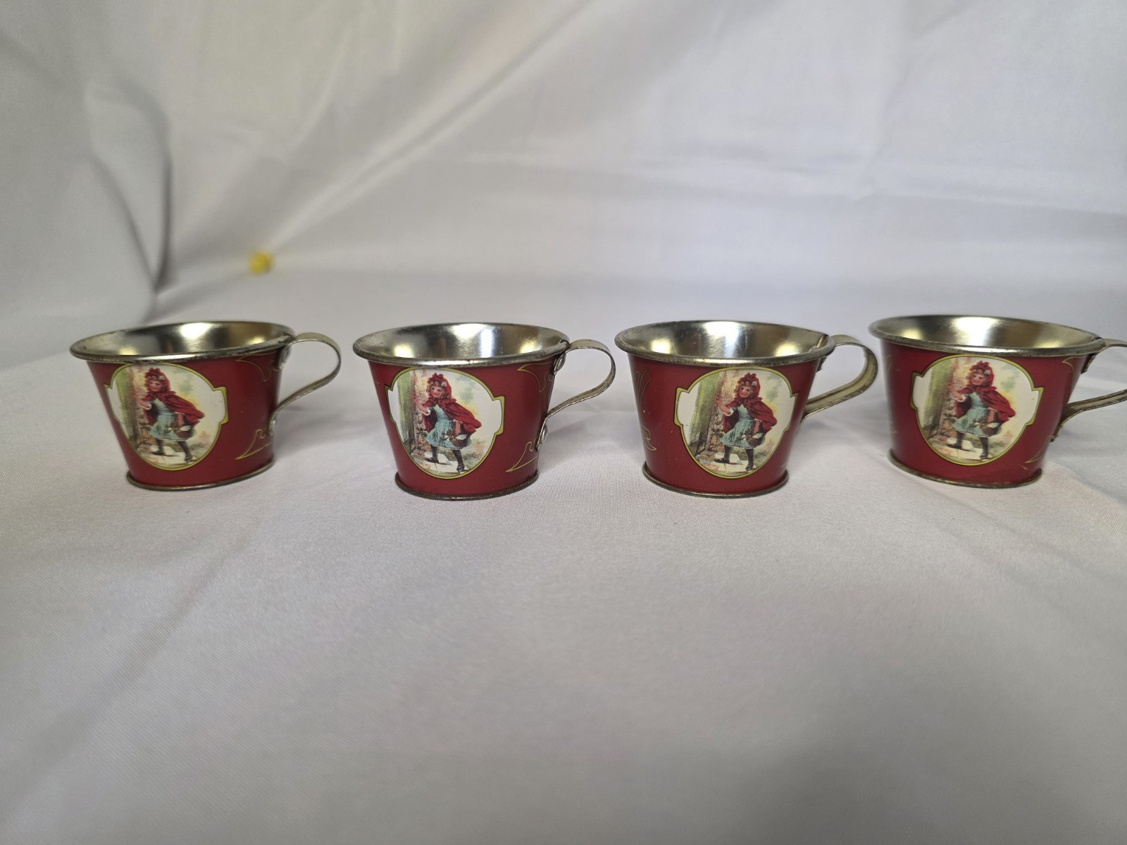 Little Red Riding Hood Tea Set