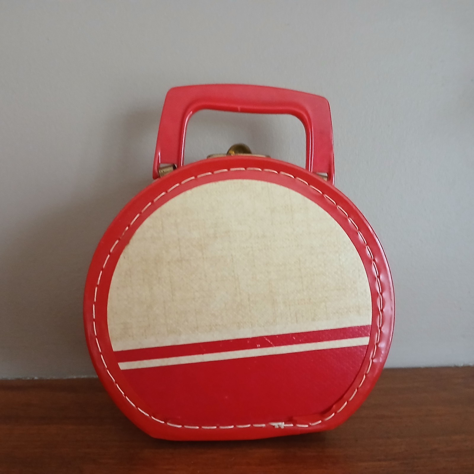 Vintage 6” Child Travel Toy Doll Suitcase Case Round Purse Red White Linen Look