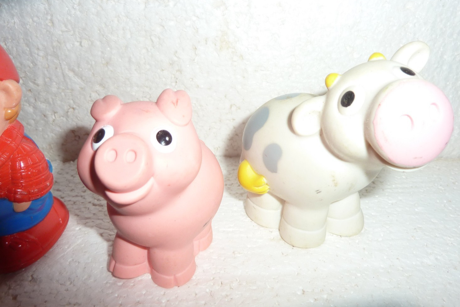 Vtg Tonka Farm Friends Farmer Cow & Pig Figures For Green Tractor 1992 S-24