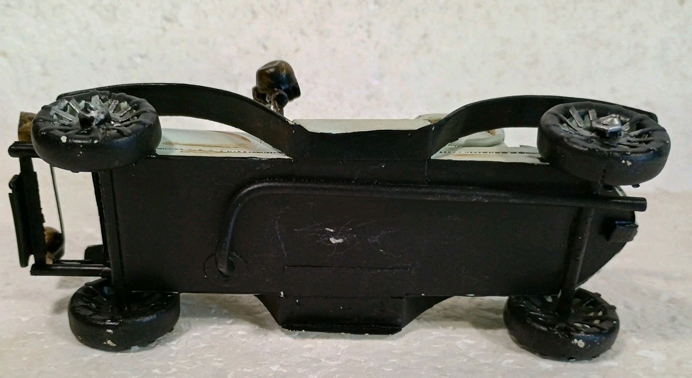 Tin Replica Toy Car for Decoration By Rite aid 7″ Length 3″ Height 2.5″ Width