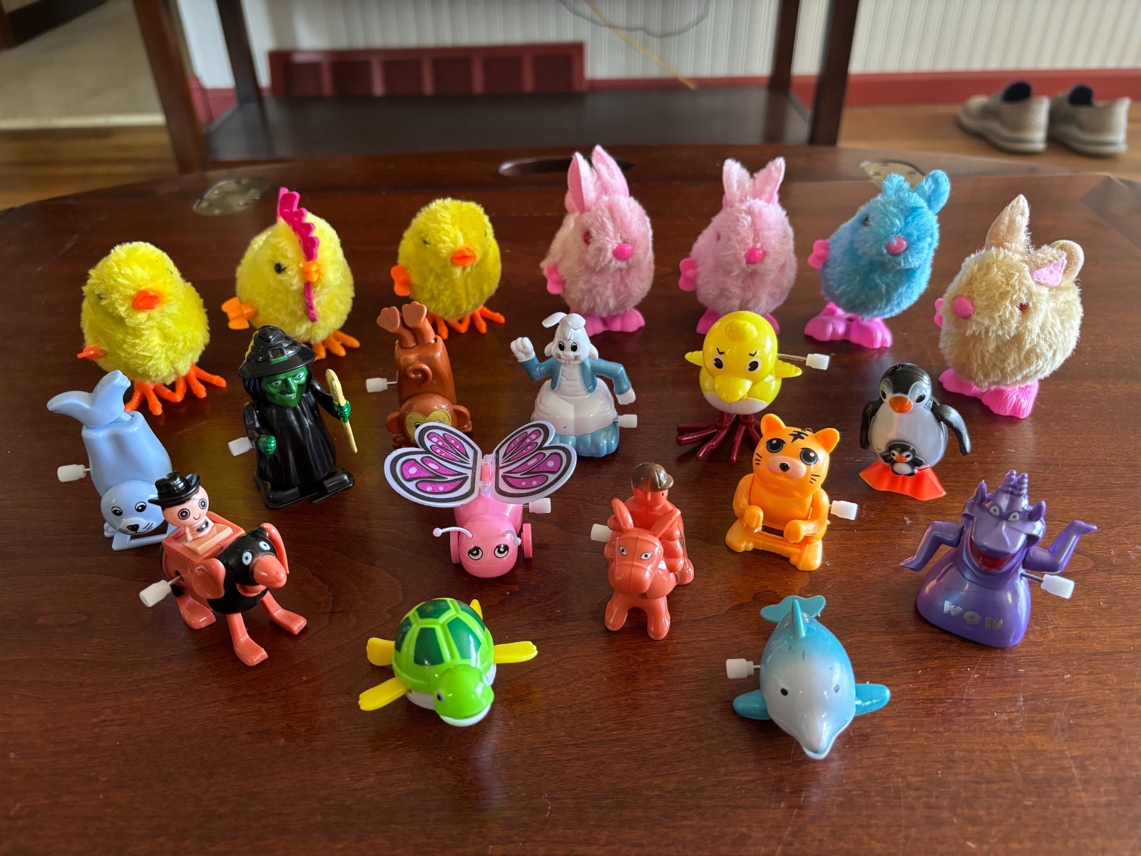 Mixed Lot Of 20 Wind Up Toys