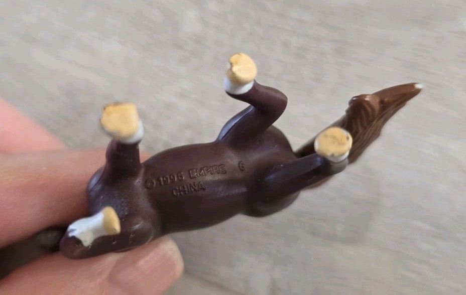 6 x 1996 EMPIRE HORSE BUNDLE OF FIGURES small toys GREY / BROWN / TAN / WHITE
