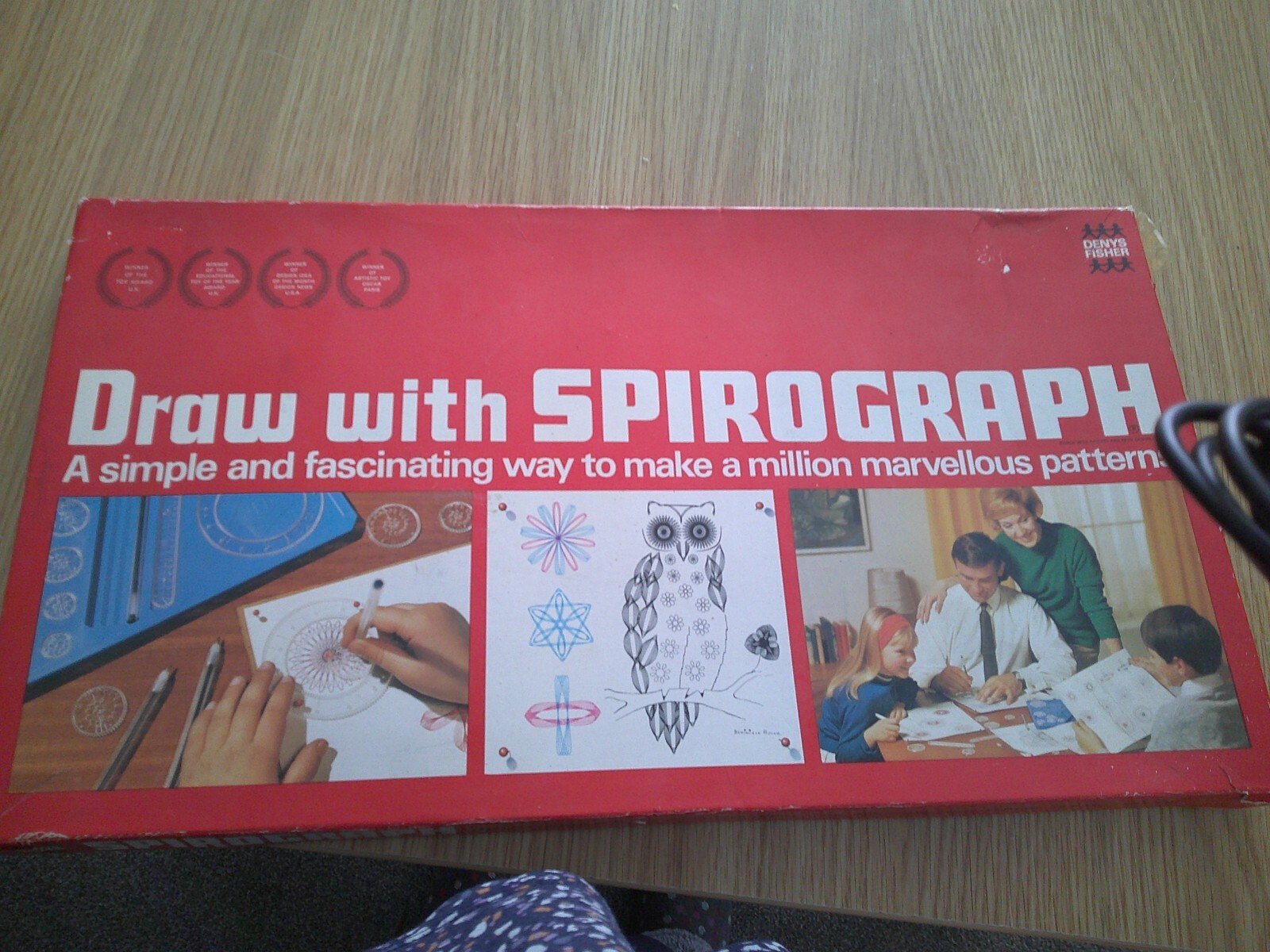 VITAGE DRAW WITH SPIROGRAPH DRAWING GAME DENYS FISHER FREE UK POST