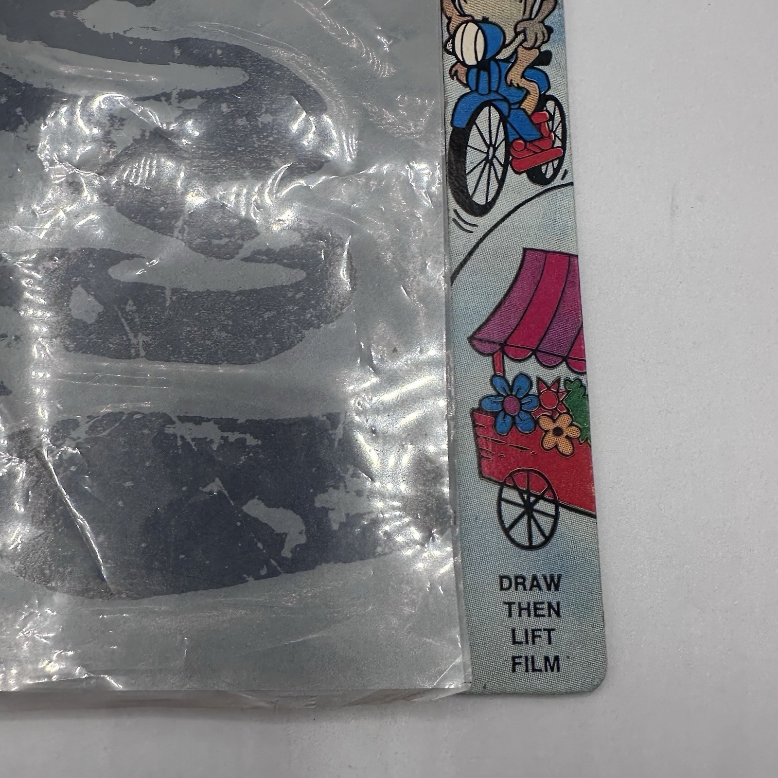 Vintage Golden Magic Slate Paper Saver Looney Tunes Bugs Bunny Daffy Duck Porky