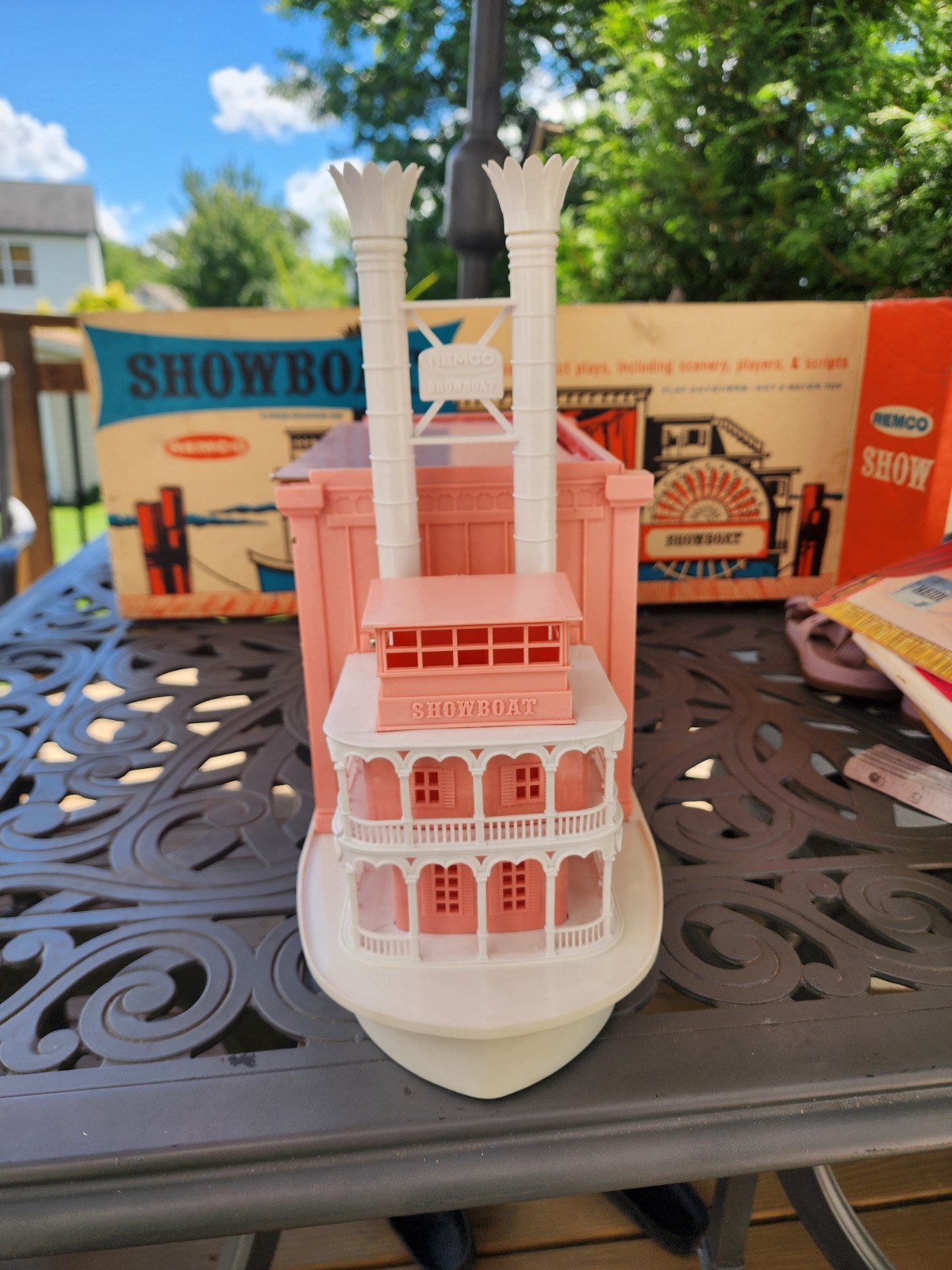 REMCO Disney Showboat Theater 1962 W/Box Cinderella Heidi Wizard Oz Pinocchio