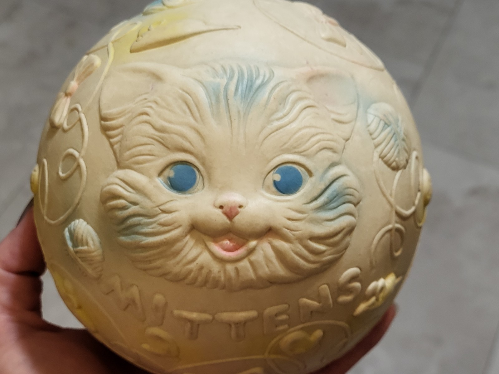 Vtg Edward Mobley Mittens & Woofie Cat Dog Arrow Rubber Ball 1961 Squeaker Works