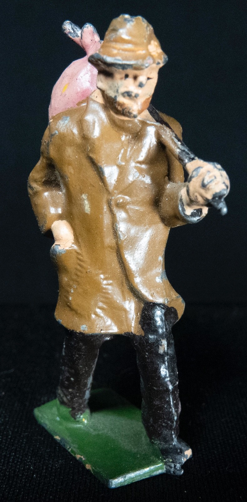 Lead Toy Figures Traveling Man with Pack 2 1/4″ England
