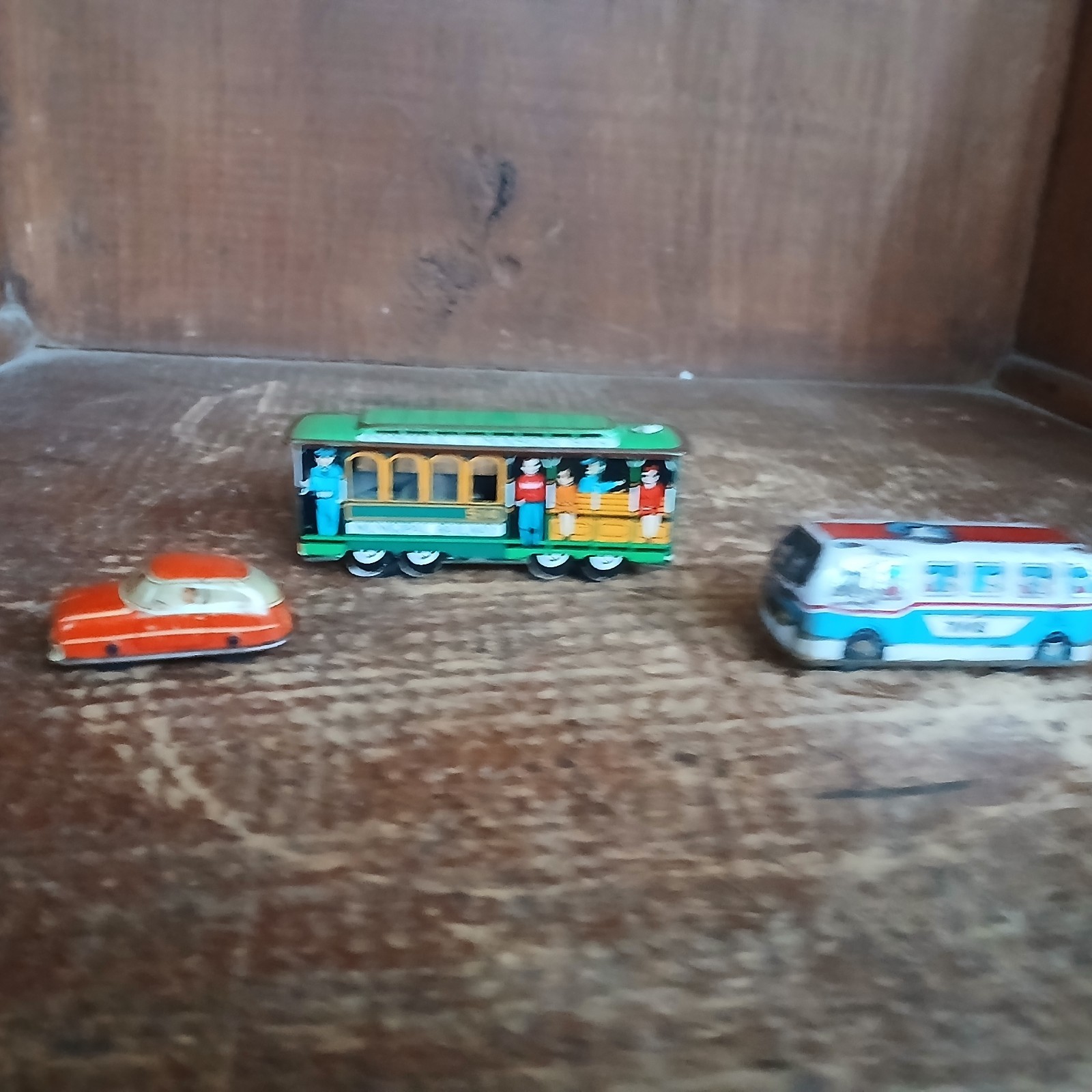 VTG KANTO MADE IN JAPAN TIN LITHO TOYS BUS,CAR, & TROLLEY MIXED SCALES IUC