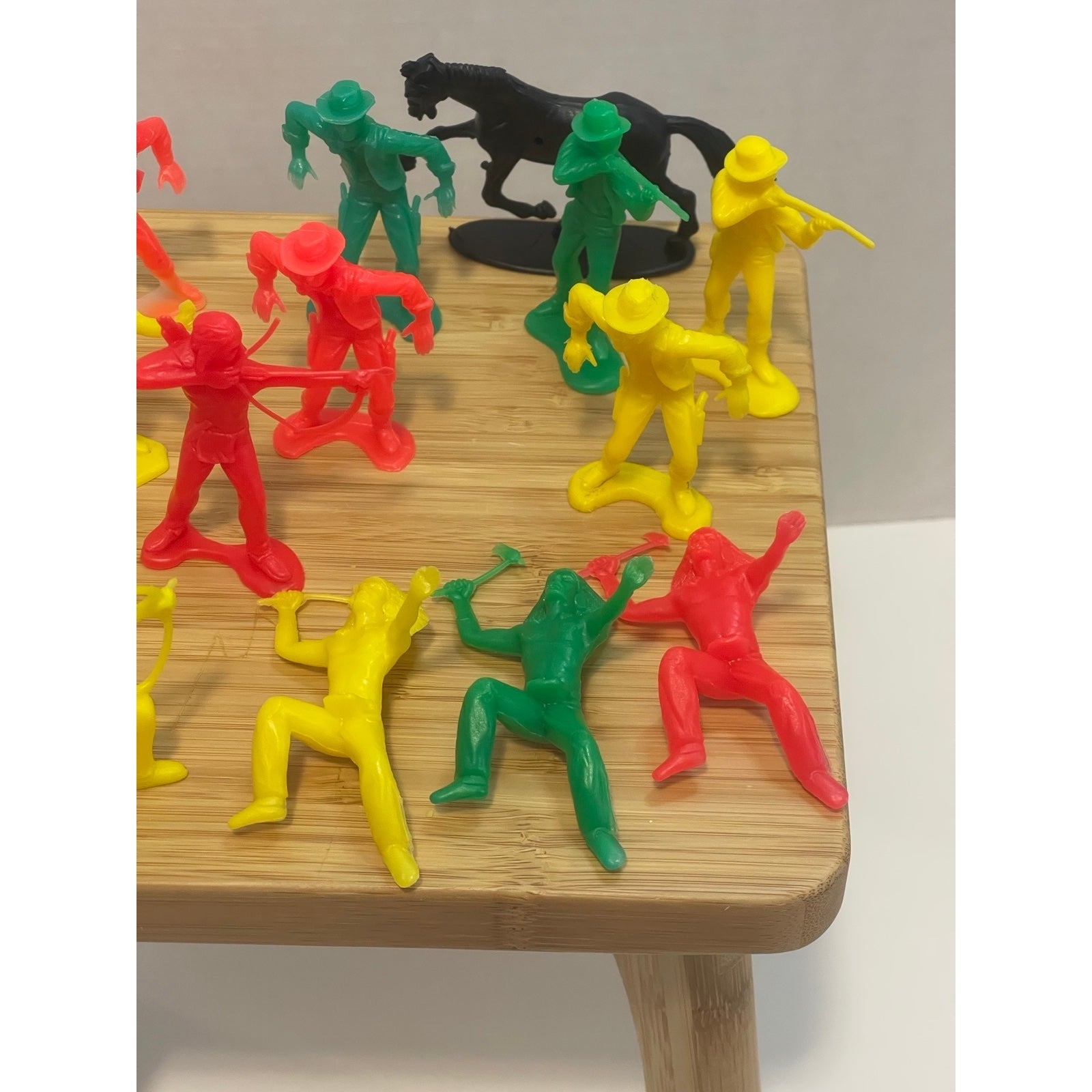 15 Vintage 3 Inch Cowboys and Indians Plastic Figurine Lot Red/Yellow/Green